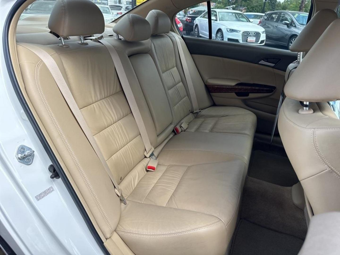 2008 White Honda Accord EX-L (1HGCP36828A) with an 3.5L V6 SOHC i-VTEC 24V engine, Automatic transmission, located at 10890 W. Colfax Ave., Lakewood, CO, 80215, (303) 274-7692, 39.739914, -105.120132 - 2008 Honda Accord<br><br>D1 Auto NEVER charges dealer fees! All cars have clean titles and have been inspected for mechanical issues. We have financing for everyone. Good credit, bad credit, first time buyers.<br>Odometer is 49687 miles below market average!<br>Please call Lakewood Location 303-274- - Photo#19