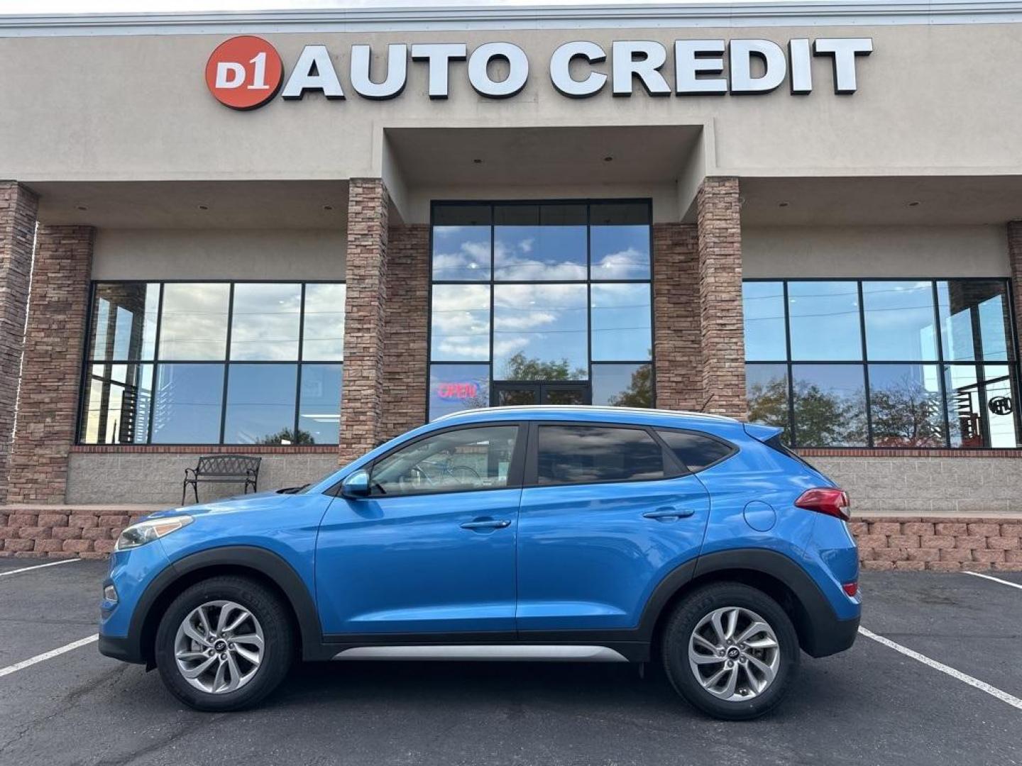 2017 Caribbean Blue /Black Hyundai Tucson SE (KM8J3CA40HU) with an 2.0L DOHC engine, Automatic transmission, located at 10890 W. Colfax Ave., Lakewood, CO, 80215, (303) 274-7692, 39.739914, -105.120132 - 2017 Hyundai Tucson All Wheel Drive with clean Colorado title and fully serviced in excellent condition inside and out. Backup Camera, Bluetooth and more.<br><br>All Cars Have Clean Titles And Are Serviced Before Sale., Backup Camera, AWD.<br>D1 Auto NEVER charges dealer fees! All cars have clean ti - Photo#0