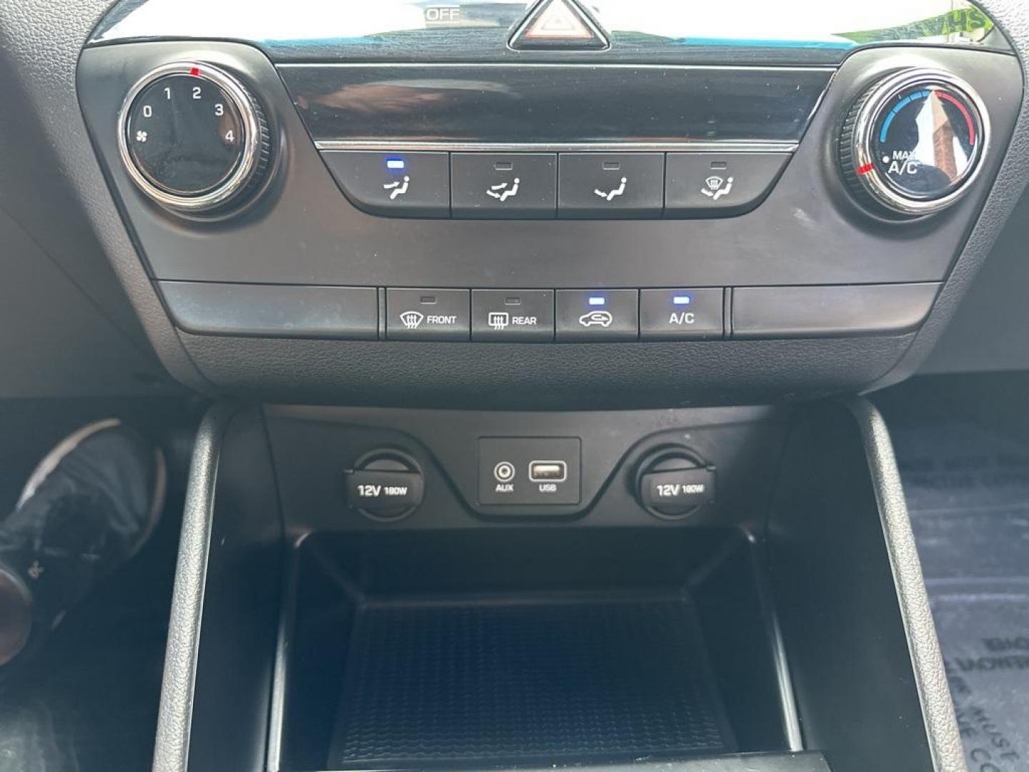 2017 Caribbean Blue /Black Hyundai Tucson SE (KM8J3CA40HU) with an 2.0L DOHC engine, Automatic transmission, located at 10890 W. Colfax Ave., Lakewood, CO, 80215, (303) 274-7692, 39.739914, -105.120132 - 2017 Hyundai Tucson All Wheel Drive with clean Colorado title and fully serviced in excellent condition inside and out. Backup Camera, Bluetooth and more.<br><br>All Cars Have Clean Titles And Are Serviced Before Sale., Backup Camera, AWD.<br>D1 Auto NEVER charges dealer fees! All cars have clean ti - Photo#11
