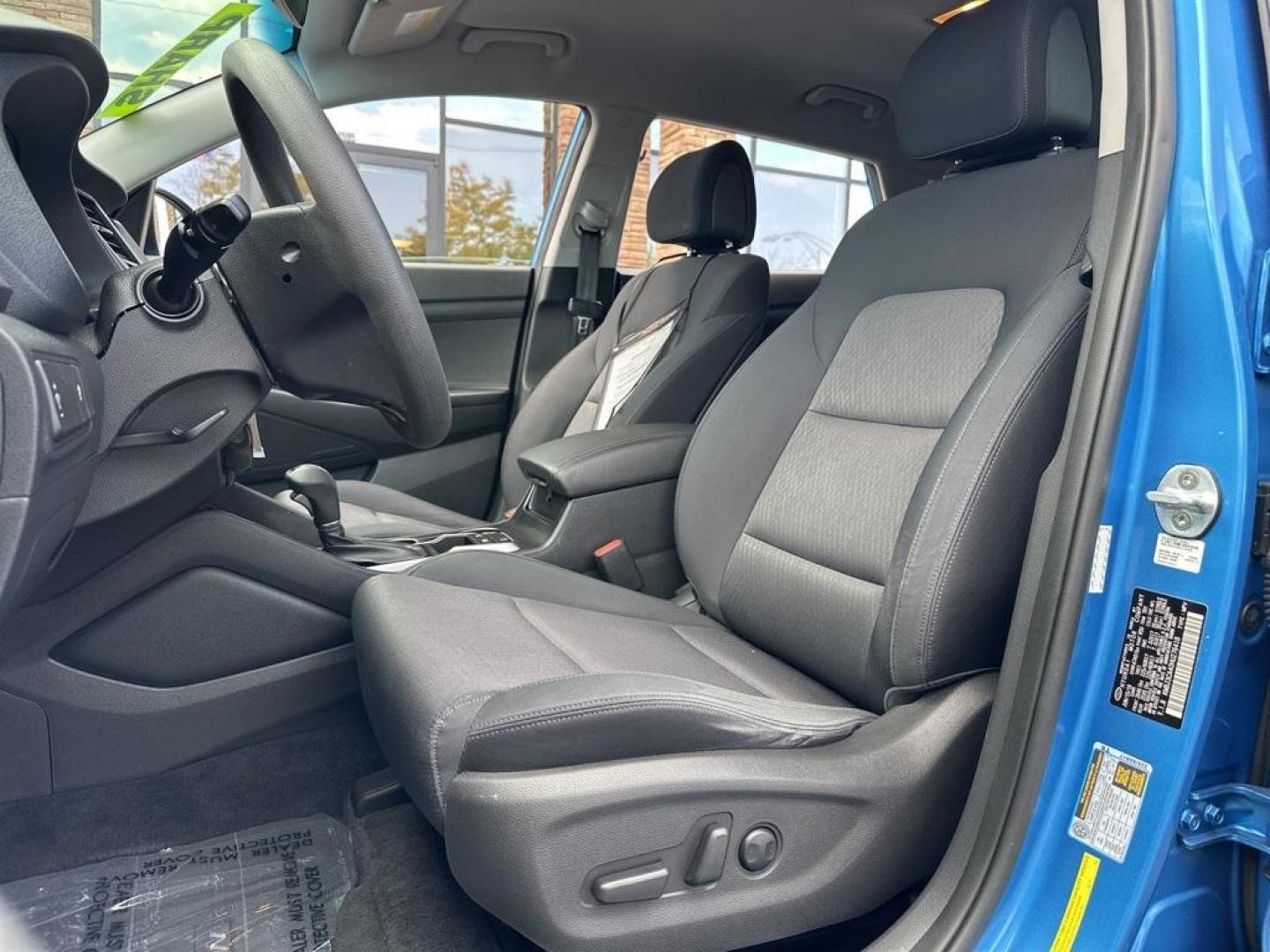 2017 Caribbean Blue /Black Hyundai Tucson SE (KM8J3CA40HU) with an 2.0L DOHC engine, Automatic transmission, located at 10890 W. Colfax Ave., Lakewood, CO, 80215, (303) 274-7692, 39.739914, -105.120132 - 2017 Hyundai Tucson All Wheel Drive with clean Colorado title and fully serviced in excellent condition inside and out. Backup Camera, Bluetooth and more.<br><br>All Cars Have Clean Titles And Are Serviced Before Sale., Backup Camera, AWD.<br>D1 Auto NEVER charges dealer fees! All cars have clean ti - Photo#13