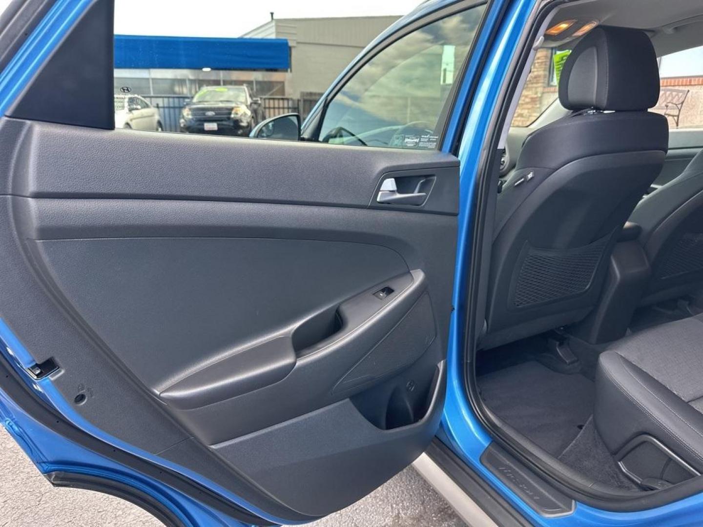 2017 Caribbean Blue /Black Hyundai Tucson SE (KM8J3CA40HU) with an 2.0L DOHC engine, Automatic transmission, located at 10890 W. Colfax Ave., Lakewood, CO, 80215, (303) 274-7692, 39.739914, -105.120132 - 2017 Hyundai Tucson All Wheel Drive with clean Colorado title and fully serviced in excellent condition inside and out. Backup Camera, Bluetooth and more.<br><br>All Cars Have Clean Titles And Are Serviced Before Sale., Backup Camera, AWD.<br>D1 Auto NEVER charges dealer fees! All cars have clean ti - Photo#24