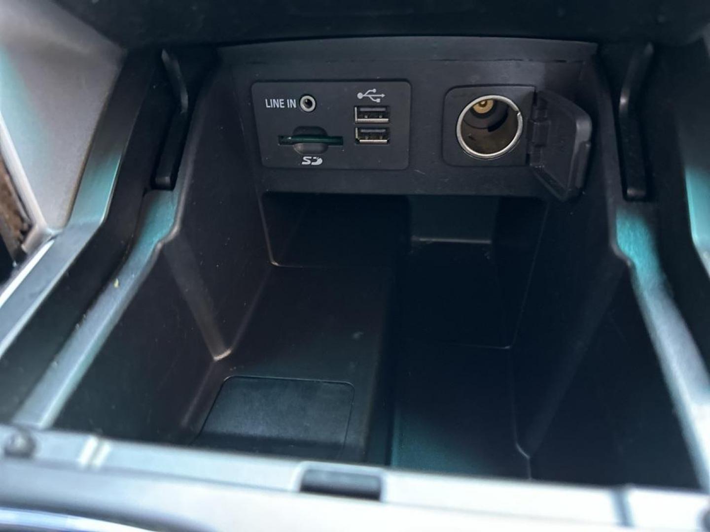 2014 Tuxedo Black Metallic /Black Ford Explorer Limited (1FM5K8F87EG) with an V6 engine, Automatic transmission, located at 10890 W. Colfax Ave., Lakewood, CO, 80215, (303) 274-7692, 39.739914, -105.120132 - 2014 Ford Explorer, Linited, 4x4 in excellent condition inside and out. Loaded with heated leather seats front and rear, backup camera, Bluetiith, seating for 7 and much more. Non smoker and fully serviced. <br><br>All Cars Have Clean Titles And Are Serviced Before Sale., Backup Camera, Leather, Hea - Photo#11