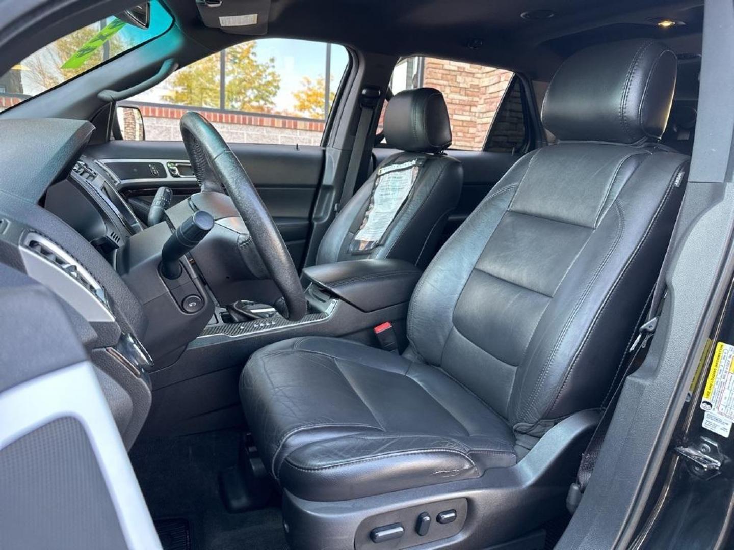 2014 Tuxedo Black Metallic /Black Ford Explorer Limited (1FM5K8F87EG) with an V6 engine, Automatic transmission, located at 10890 W. Colfax Ave., Lakewood, CO, 80215, (303) 274-7692, 39.739914, -105.120132 - 2014 Ford Explorer, Linited, 4x4 in excellent condition inside and out. Loaded with heated leather seats front and rear, backup camera, Bluetiith, seating for 7 and much more. Non smoker and fully serviced. <br><br>All Cars Have Clean Titles And Are Serviced Before Sale., Backup Camera, Leather, Hea - Photo#15