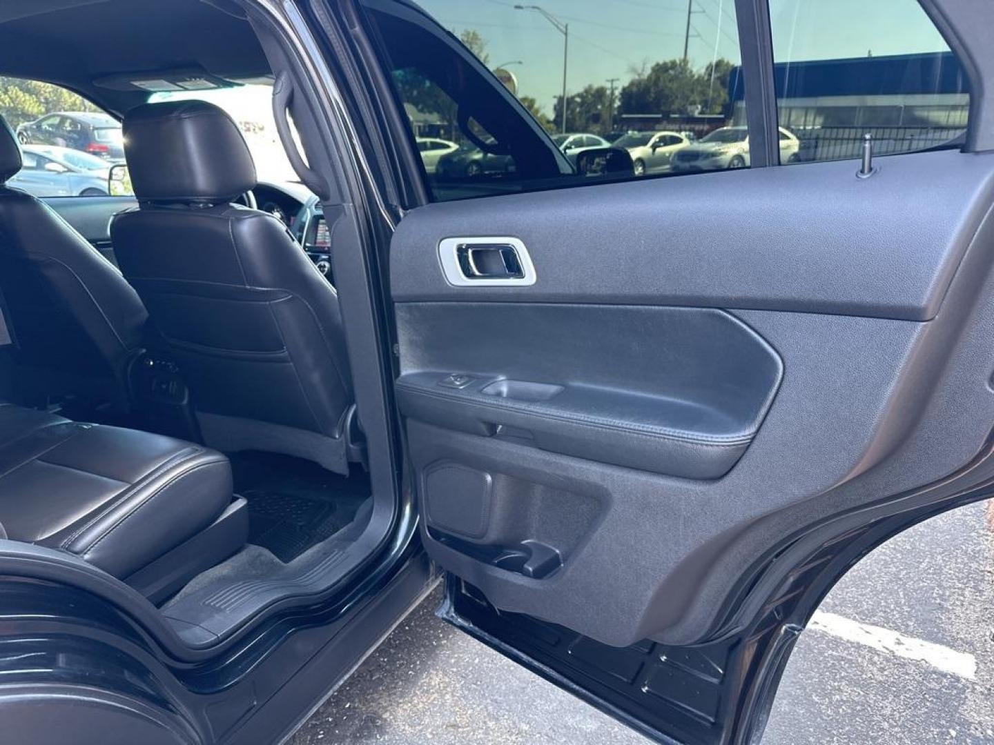 2014 Tuxedo Black Metallic /Black Ford Explorer Limited (1FM5K8F87EG) with an V6 engine, Automatic transmission, located at 10890 W. Colfax Ave., Lakewood, CO, 80215, (303) 274-7692, 39.739914, -105.120132 - 2014 Ford Explorer, Linited, 4x4 in excellent condition inside and out. Loaded with heated leather seats front and rear, backup camera, Bluetiith, seating for 7 and much more. Non smoker and fully serviced. <br><br>All Cars Have Clean Titles And Are Serviced Before Sale., Backup Camera, Leather, Hea - Photo#26