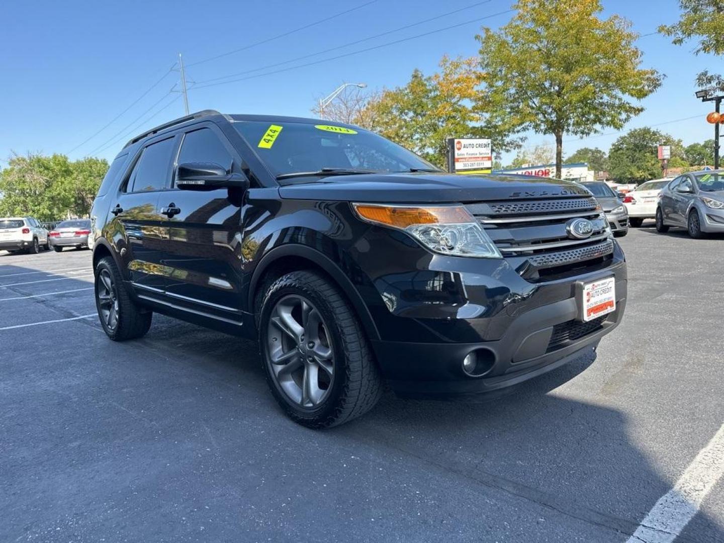 2014 Tuxedo Black Metallic /Black Ford Explorer Limited (1FM5K8F87EG) with an V6 engine, Automatic transmission, located at 10890 W. Colfax Ave., Lakewood, CO, 80215, (303) 274-7692, 39.739914, -105.120132 - 2014 Ford Explorer, Linited, 4x4 in excellent condition inside and out. Loaded with heated leather seats front and rear, backup camera, Bluetiith, seating for 7 and much more. Non smoker and fully serviced. <br><br>All Cars Have Clean Titles And Are Serviced Before Sale., Backup Camera, Leather, Hea - Photo#3
