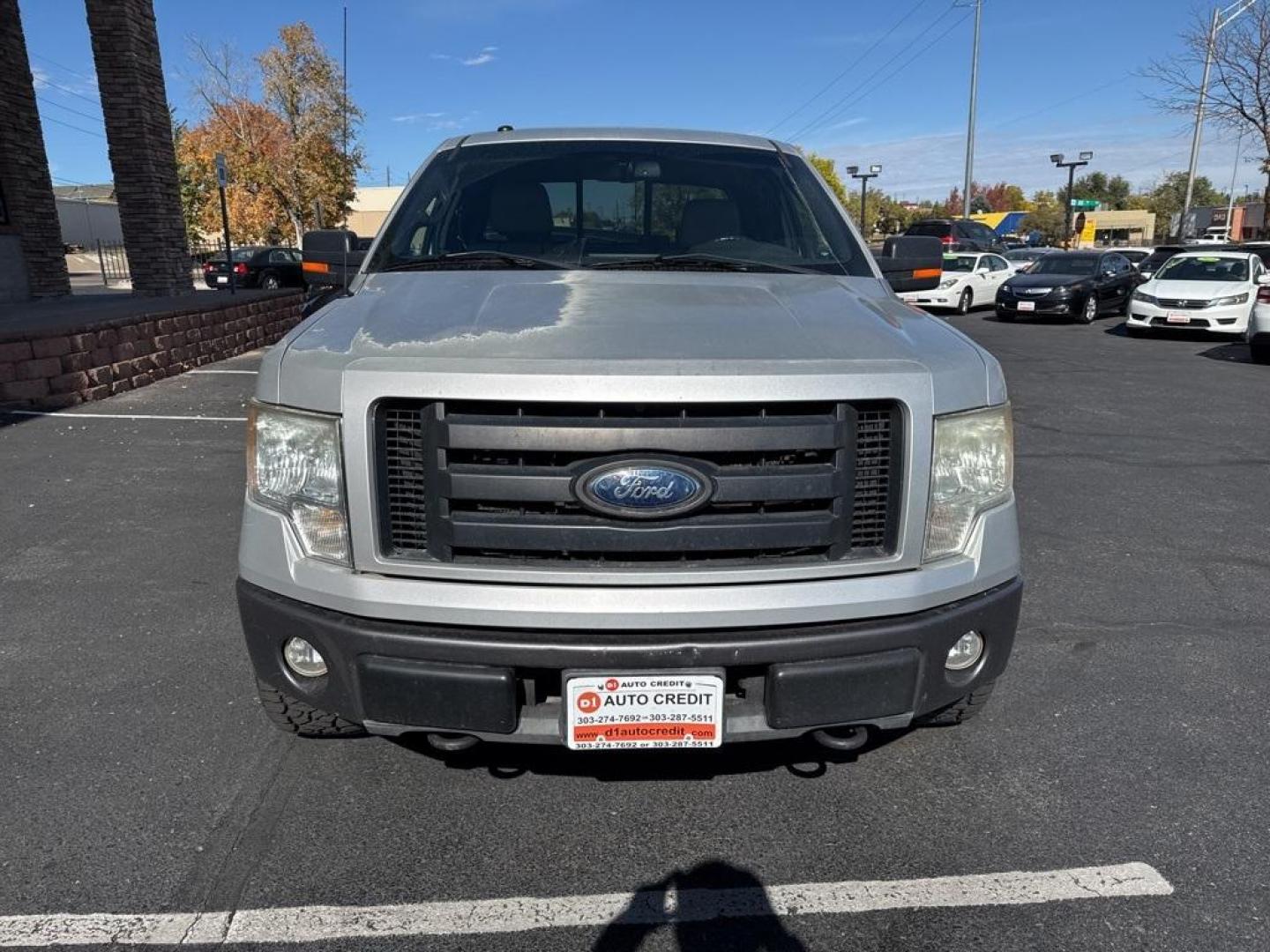 2009 Brilliant Silver Clearcoat Metallic Ford F-150 Lariat (1FTPX14V49K) with an 5.4L V8 EFI 24V FFV engine, Automatic transmission, located at 10890 W. Colfax Ave., Lakewood, CO, 80215, (303) 274-7692, 39.739914, -105.120132 - 2009 Ford F-150<br><br>D1 Auto NEVER charges dealer fees! All cars have clean titles and have been inspected for mechanical issues. We have financing for everyone. Good credit, bad credit, first time buyers.<br>Clean CARFAX.<br>Please call Lakewood Location 303-274-7692 or Thornton 303-287-5511 to s - Photo#2