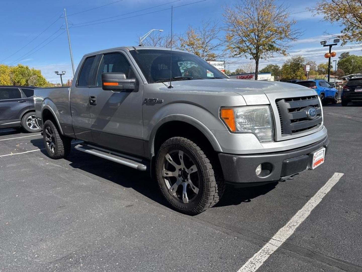 2009 Brilliant Silver Clearcoat Metallic Ford F-150 Lariat (1FTPX14V49K) with an 5.4L V8 EFI 24V FFV engine, Automatic transmission, located at 10890 W. Colfax Ave., Lakewood, CO, 80215, (303) 274-7692, 39.739914, -105.120132 - 2009 Ford F-150<br><br>D1 Auto NEVER charges dealer fees! All cars have clean titles and have been inspected for mechanical issues. We have financing for everyone. Good credit, bad credit, first time buyers.<br>Clean CARFAX.<br>Please call Lakewood Location 303-274-7692 or Thornton 303-287-5511 to s - Photo#3