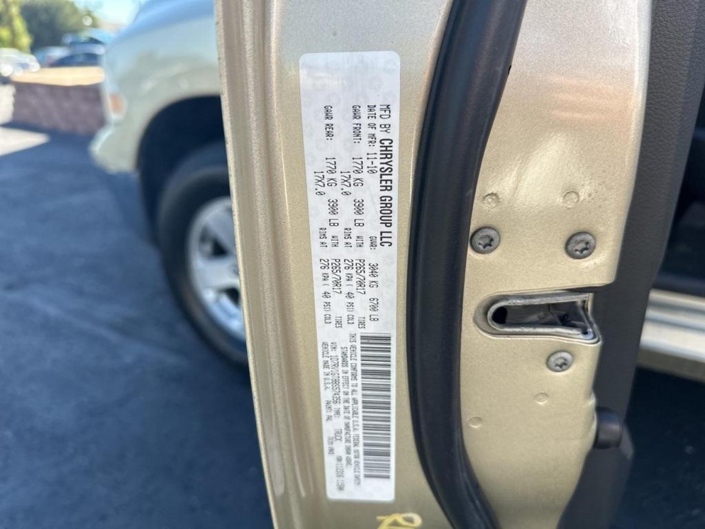 2011 White Gold Clearcoat /Dark Slate/Medium Graystone Ram 1500 SLT (1D7RV1GT8BS) with an HEMI 5.7L V8 Multi Displacement VVT engine, Automatic transmission, located at 10890 W. Colfax Ave., Lakewood, CO, 80215, (303) 274-7692, 39.739914, -105.120132 - 2011 Ram 1500<br><br>D1 Auto NEVER charges dealer fees! All cars have clean titles and have been inspected for mechanical issues. We have financing for everyone. Good credit, bad credit, first time buyers.<br><br>Please call Lakewood Location 303-274-7692 or Thornton 303-287-5511 to schedule a test - Photo#9