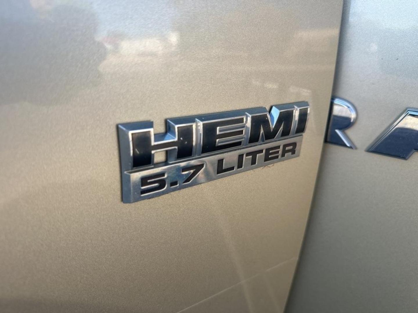 2011 White Gold Clearcoat /Dark Slate/Medium Graystone Ram 1500 SLT (1D7RV1GT8BS) with an HEMI 5.7L V8 Multi Displacement VVT engine, Automatic transmission, located at 10890 W. Colfax Ave., Lakewood, CO, 80215, (303) 274-7692, 39.739914, -105.120132 - 2011 Ram 1500<br><br>D1 Auto NEVER charges dealer fees! All cars have clean titles and have been inspected for mechanical issues. We have financing for everyone. Good credit, bad credit, first time buyers.<br><br>Please call Lakewood Location 303-274-7692 or Thornton 303-287-5511 to schedule a test - Photo#16