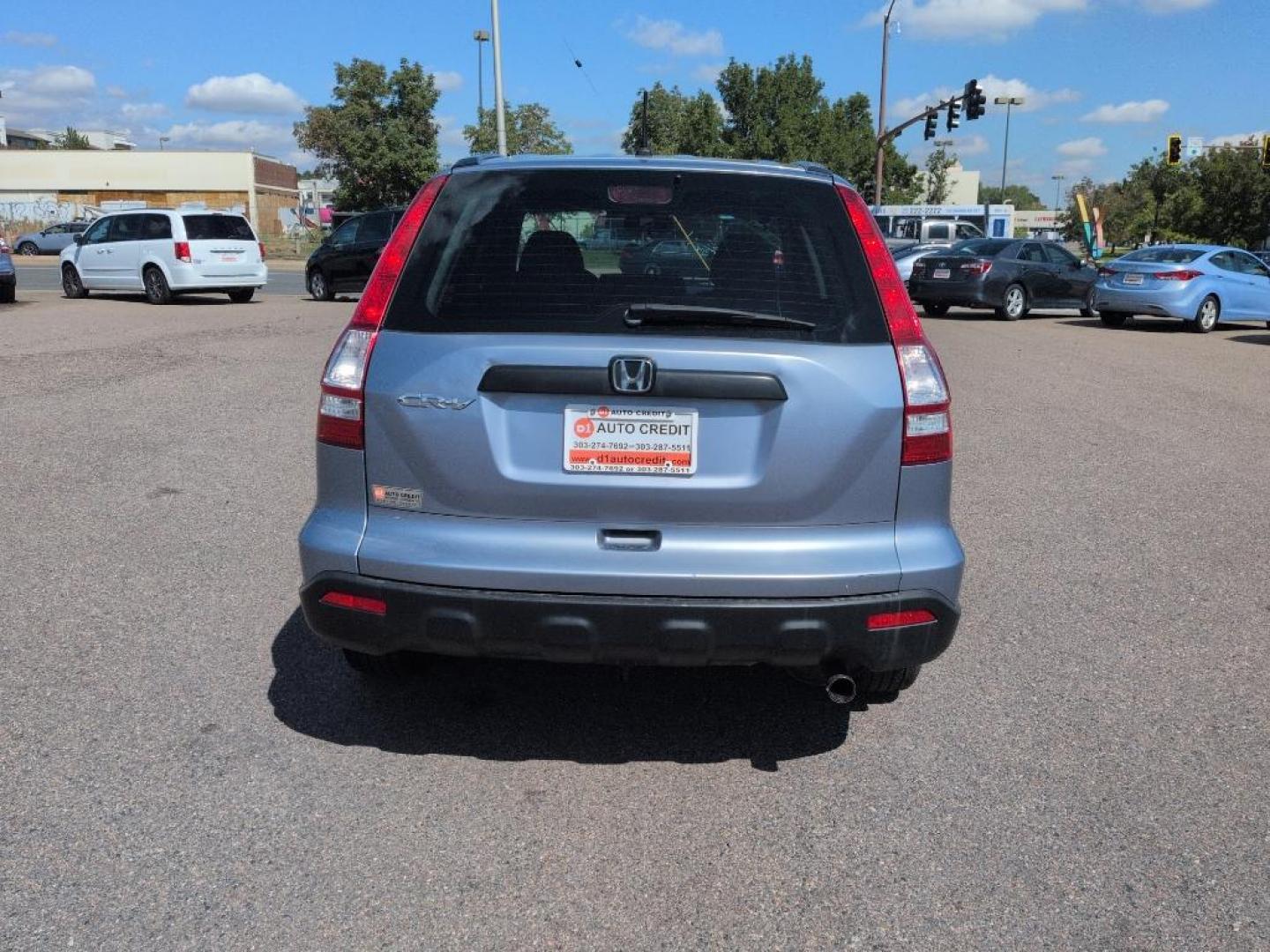 2007 SILVER Honda CR-V LX (JHLRE38397C) with an 4 Cyl, 2.4L engine, Automatic transmission, located at 10890 W. Colfax Ave., Lakewood, CO, 80215, (303) 274-7692, 39.739914, -105.120132 - Photo#5