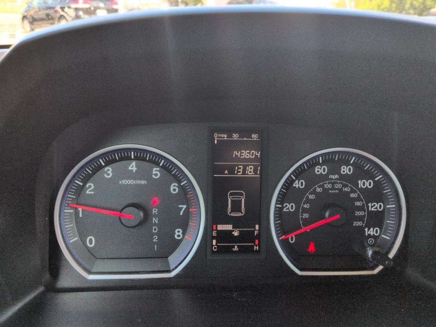 2007 SILVER Honda CR-V LX (JHLRE38397C) with an 4 Cyl, 2.4L engine, Automatic transmission, located at 10890 W. Colfax Ave., Lakewood, CO, 80215, (303) 274-7692, 39.739914, -105.120132 - Photo#11