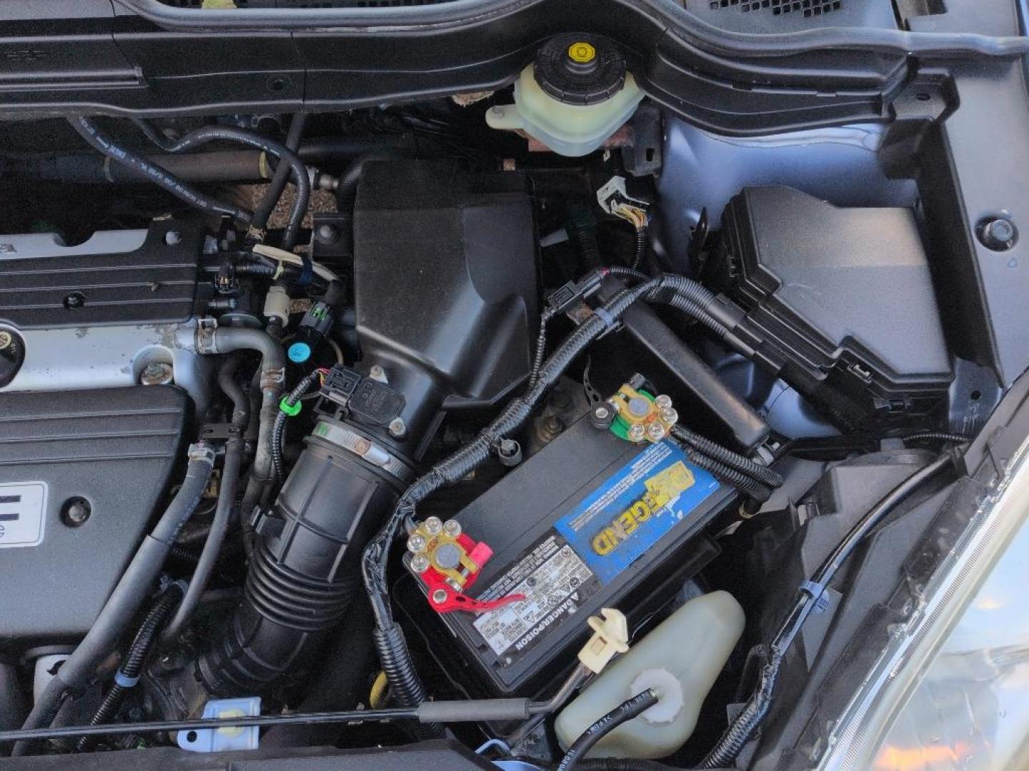 2007 SILVER Honda CR-V LX (JHLRE38397C) with an 4 Cyl, 2.4L engine, Automatic transmission, located at 10890 W. Colfax Ave., Lakewood, CO, 80215, (303) 274-7692, 39.739914, -105.120132 - Photo#23