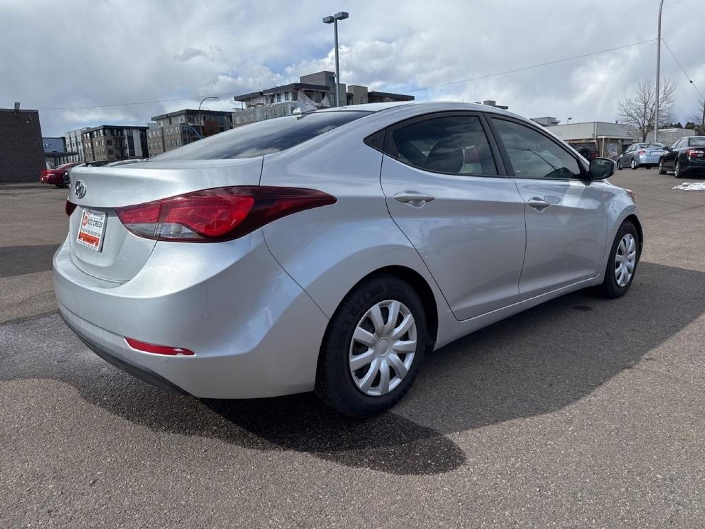 2016 SILVER Hyundai Elantra LIMITED (5NPDH4AE6GH) with an 4 Cyl, 1.8L engine, Automatic transmission, located at 10890 W. Colfax Ave., Lakewood, CO, 80215, (303) 274-7692, 39.739914, -105.120132 - Photo#27