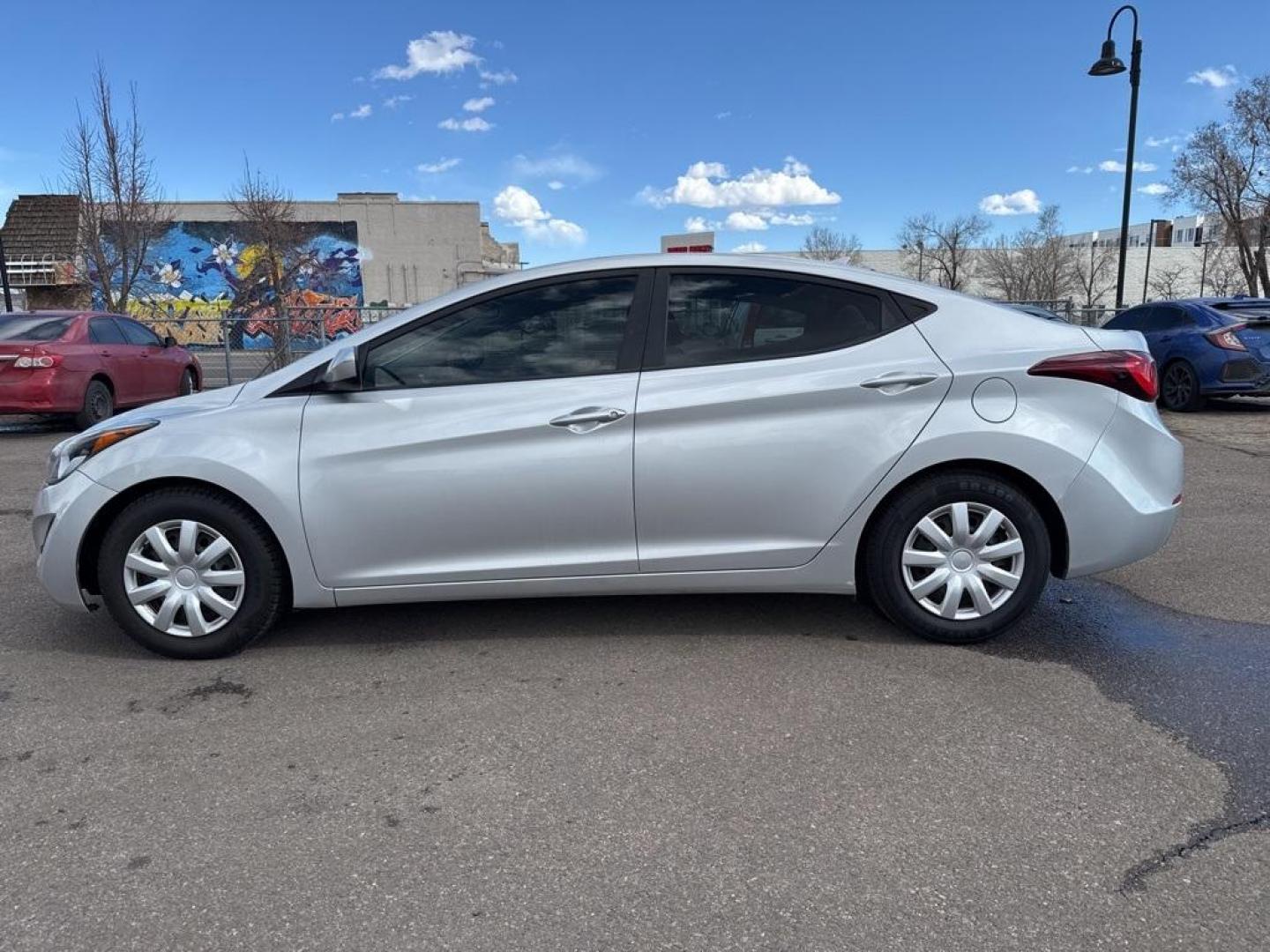 2016 SILVER Hyundai Elantra LIMITED (5NPDH4AE6GH) with an 4 Cyl, 1.8L engine, Automatic transmission, located at 10890 W. Colfax Ave., Lakewood, CO, 80215, (303) 274-7692, 39.739914, -105.120132 - Photo#30