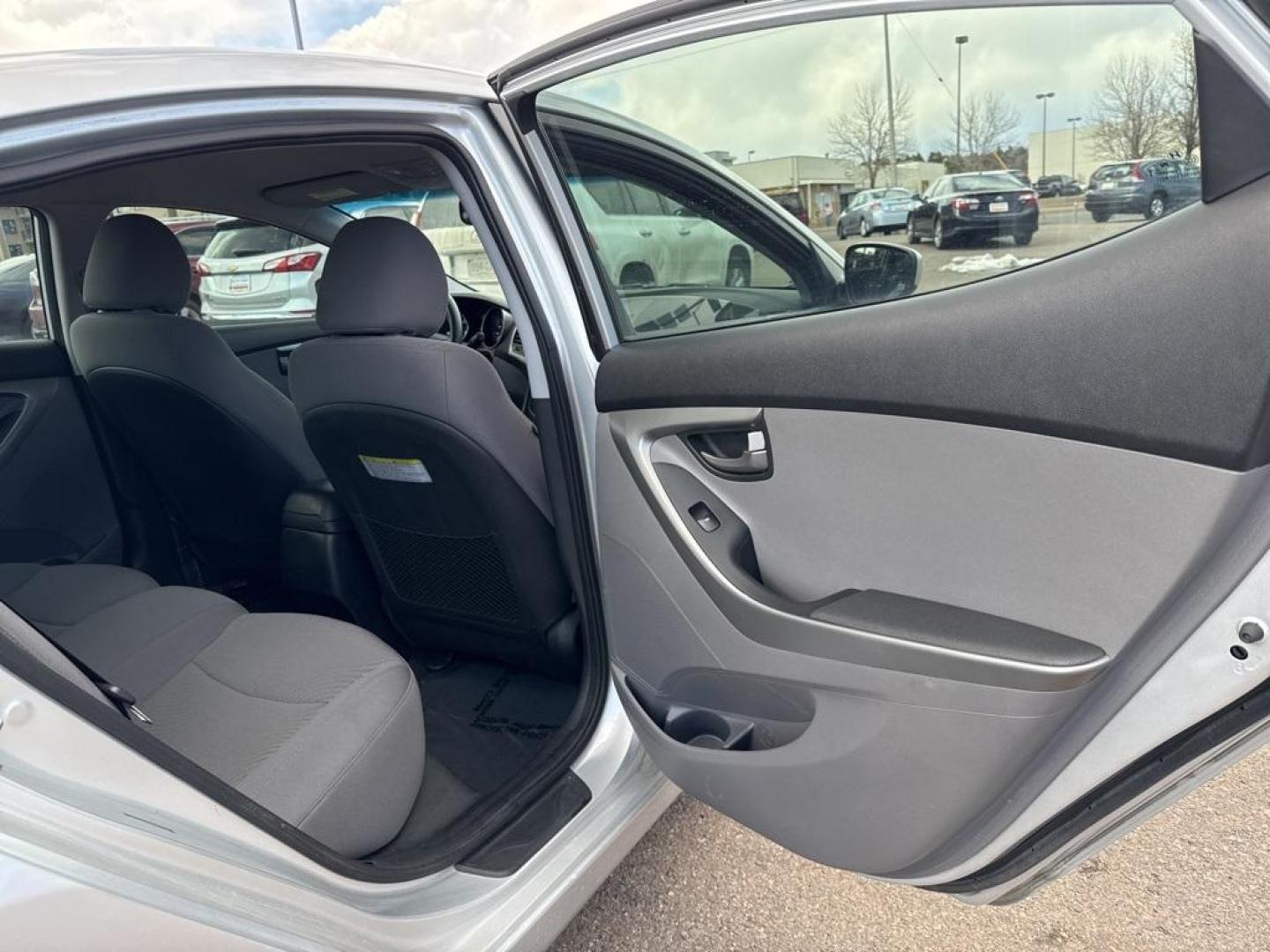 2016 SILVER Hyundai Elantra LIMITED (5NPDH4AE6GH) with an 4 Cyl, 1.8L engine, Automatic transmission, located at 10890 W. Colfax Ave., Lakewood, CO, 80215, (303) 274-7692, 39.739914, -105.120132 - Photo#33