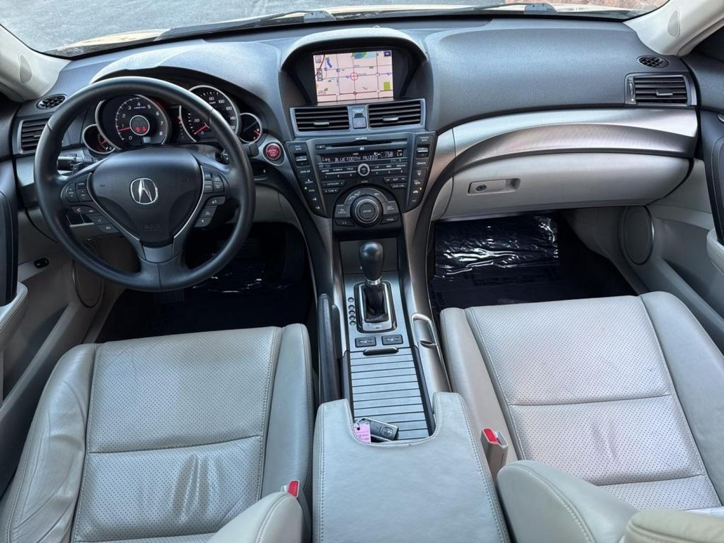 2013 Crystal Black Pearl /Graystone Acura TL 3.5 (19UUA8F53DA) with an 3.5L V6 SOHC VTEC 24V engine, Automatic transmission, located at 10890 W. Colfax Ave., Lakewood, CO, 80215, (303) 274-7692, 39.739914, -105.120132 - 2013 Acura TL Fully loaded and in excellent condition. Non smoker, non pet car that has been fully serviced. No accidents and really shows pride of ownership.<br><br>All Cars Have Clean Titles And Are Serviced Before Sale., Clean Carfax, No Accident, All Books and Keys, New Tires, Backup Camera, Lea - Photo#9