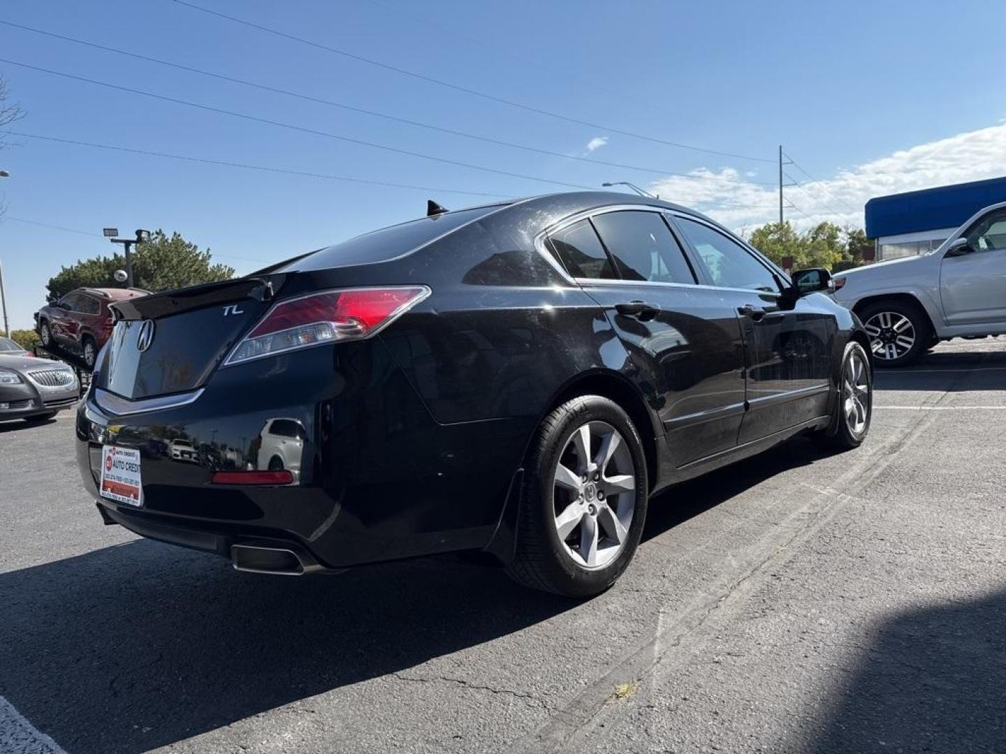 2013 Crystal Black Pearl /Graystone Acura TL 3.5 (19UUA8F53DA) with an 3.5L V6 SOHC VTEC 24V engine, Automatic transmission, located at 10890 W. Colfax Ave., Lakewood, CO, 80215, (303) 274-7692, 39.739914, -105.120132 - 2013 Acura TL Fully loaded and in excellent condition. Non smoker, non pet car that has been fully serviced. No accidents and really shows pride of ownership.<br><br>All Cars Have Clean Titles And Are Serviced Before Sale., Clean Carfax, No Accident, All Books and Keys, New Tires, Backup Camera, Lea - Photo#5