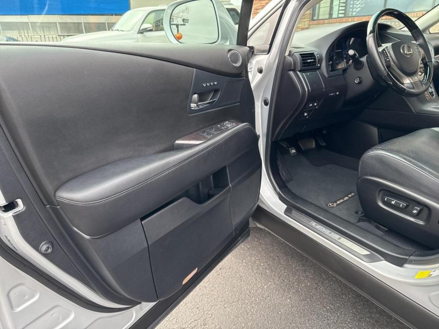 2015 Silver Lining Metallic /Black Lexus RX 350 (2T2BK1BAXFC) with an 3.5L V6 DOHC Dual VVT-i 24V engine, Automatic transmission, located at 10890 W. Colfax Ave., Lakewood, CO, 80215, (303) 274-7692, 39.739914, -105.120132 - 2015 Lexus RX 350 fully serviced including new tires. Clean Carfax and loaded with, heated and cooled seats, blindspot monitoring, backup camera, Bluetooth, sun roof and much more. This car has no signs of ever having pets or a smoker in it. <br>All Cars Have Clean Titles And Are Serviced Before Sal - Photo#16