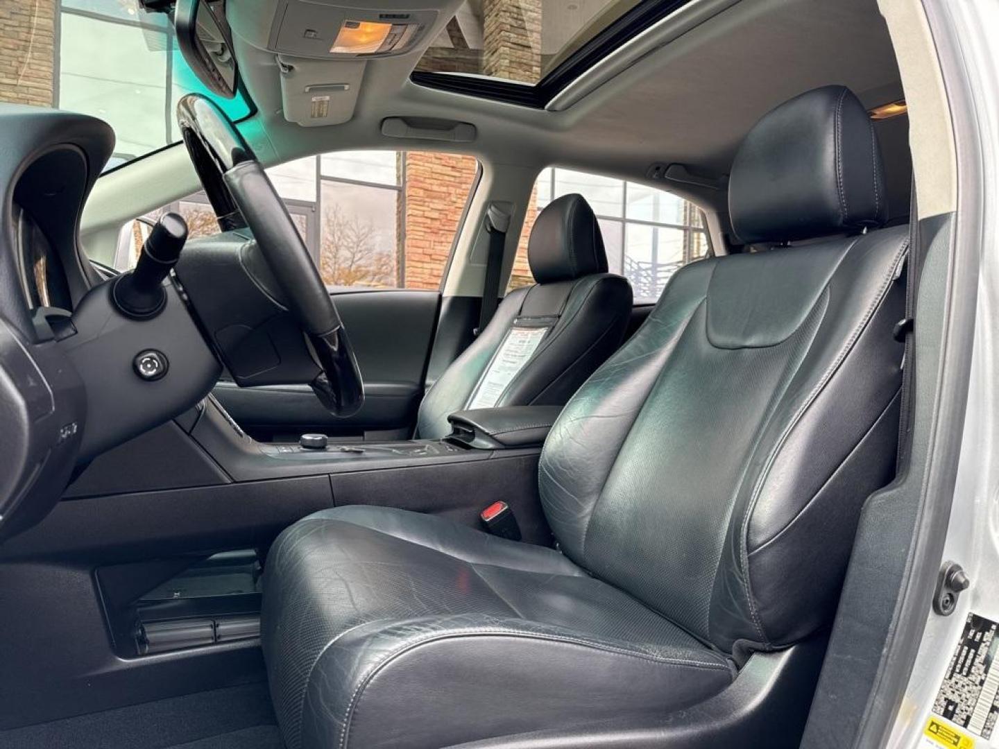 2015 Silver Lining Metallic /Black Lexus RX 350 (2T2BK1BAXFC) with an 3.5L V6 DOHC Dual VVT-i 24V engine, Automatic transmission, located at 10890 W. Colfax Ave., Lakewood, CO, 80215, (303) 274-7692, 39.739914, -105.120132 - 2015 Lexus RX 350 fully serviced including new tires. Clean Carfax and loaded with, heated and cooled seats, blindspot monitoring, backup camera, Bluetooth, sun roof and much more. This car has no signs of ever having pets or a smoker in it. <br>All Cars Have Clean Titles And Are Serviced Before Sal - Photo#18