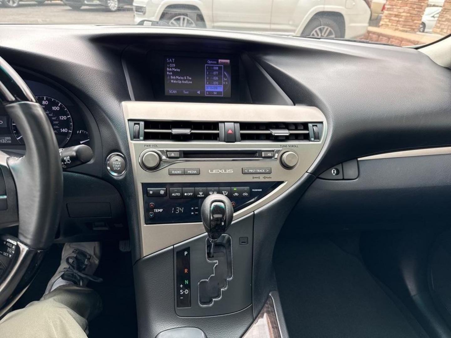 2015 Silver Lining Metallic /Black Lexus RX 350 (2T2BK1BAXFC) with an 3.5L V6 DOHC Dual VVT-i 24V engine, Automatic transmission, located at 10890 W. Colfax Ave., Lakewood, CO, 80215, (303) 274-7692, 39.739914, -105.120132 - 2015 Lexus RX 350 fully serviced including new tires. Clean Carfax and loaded with, heated and cooled seats, blindspot monitoring, backup camera, Bluetooth, sun roof and much more. This car has no signs of ever having pets or a smoker in it. <br>All Cars Have Clean Titles And Are Serviced Before Sal - Photo#24