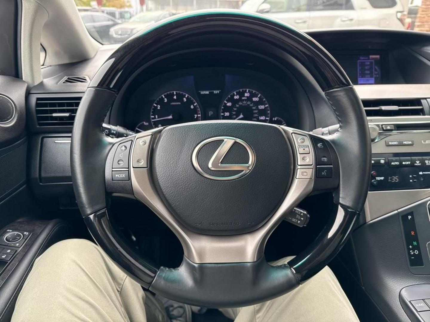 2015 Silver Lining Metallic /Black Lexus RX 350 (2T2BK1BAXFC) with an 3.5L V6 DOHC Dual VVT-i 24V engine, Automatic transmission, located at 10890 W. Colfax Ave., Lakewood, CO, 80215, (303) 274-7692, 39.739914, -105.120132 - 2015 Lexus RX 350 fully serviced including new tires. Clean Carfax and loaded with, heated and cooled seats, blindspot monitoring, backup camera, Bluetooth, sun roof and much more. This car has no signs of ever having pets or a smoker in it. <br>All Cars Have Clean Titles And Are Serviced Before Sal - Photo#26