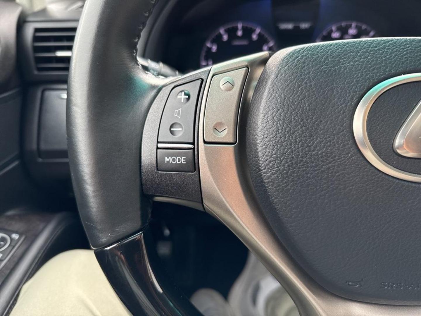2015 Silver Lining Metallic /Black Lexus RX 350 (2T2BK1BAXFC) with an 3.5L V6 DOHC Dual VVT-i 24V engine, Automatic transmission, located at 10890 W. Colfax Ave., Lakewood, CO, 80215, (303) 274-7692, 39.739914, -105.120132 - 2015 Lexus RX 350 fully serviced including new tires. Clean Carfax and loaded with, heated and cooled seats, blindspot monitoring, backup camera, Bluetooth, sun roof and much more. This car has no signs of ever having pets or a smoker in it. <br>All Cars Have Clean Titles And Are Serviced Before Sal - Photo#27