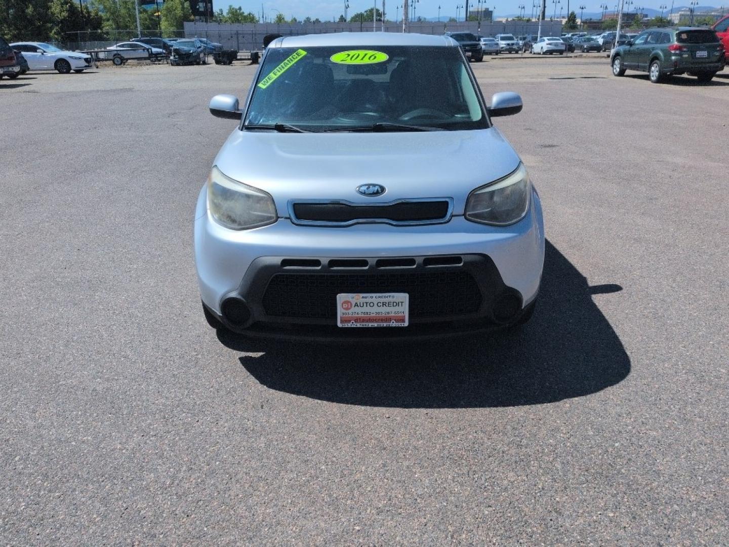 2016 SILVER Kia Soul Base (KNDJN2A29G7) with an 4 Cyl, 1.6L engine, Automatic transmission, located at 10890 W. Colfax Ave., Lakewood, CO, 80215, (303) 274-7692, 39.739914, -105.120132- Photo#1
