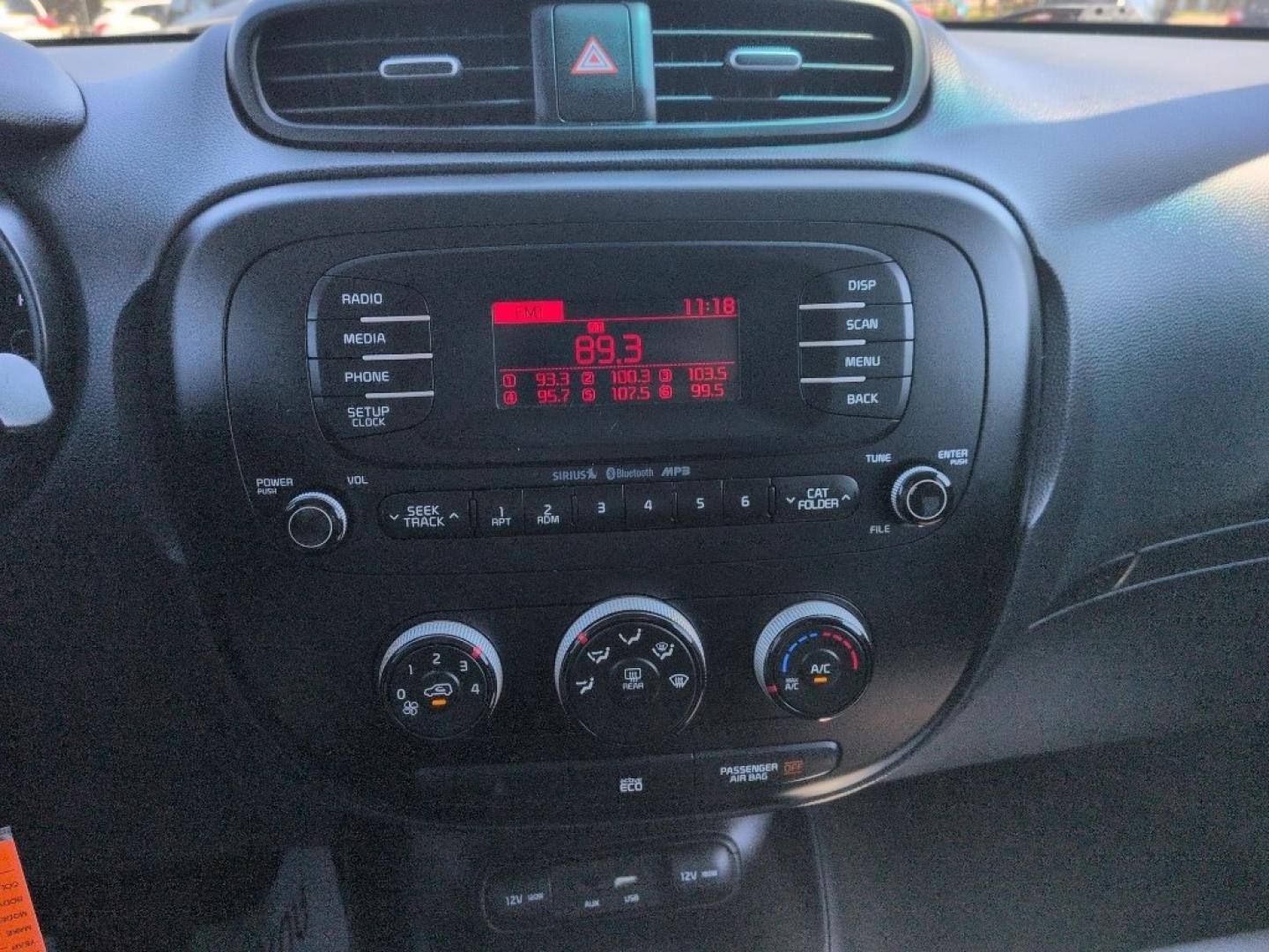 2016 SILVER Kia Soul Base (KNDJN2A29G7) with an 4 Cyl, 1.6L engine, Automatic transmission, located at 10890 W. Colfax Ave., Lakewood, CO, 80215, (303) 274-7692, 39.739914, -105.120132- Photo#12