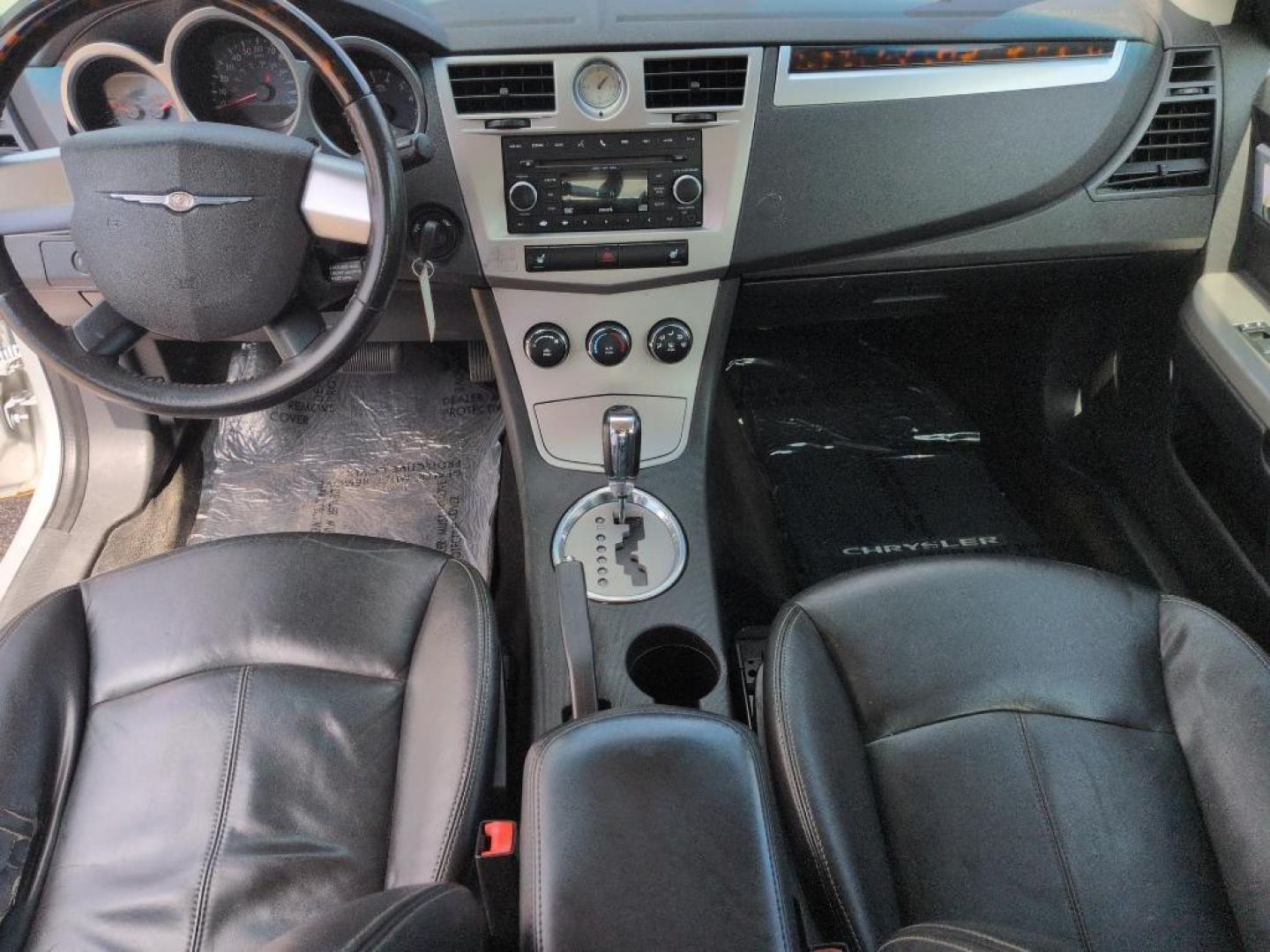 2010 SILVER Chrysler Sebring Limited (1C3CC5FB5AN) with an 4 Cyl, 2.4L engine, Automatic transmission, located at 10890 W. Colfax Ave., Lakewood, CO, 80215, (303) 274-7692, 39.739914, -105.120132 - Photo#16
