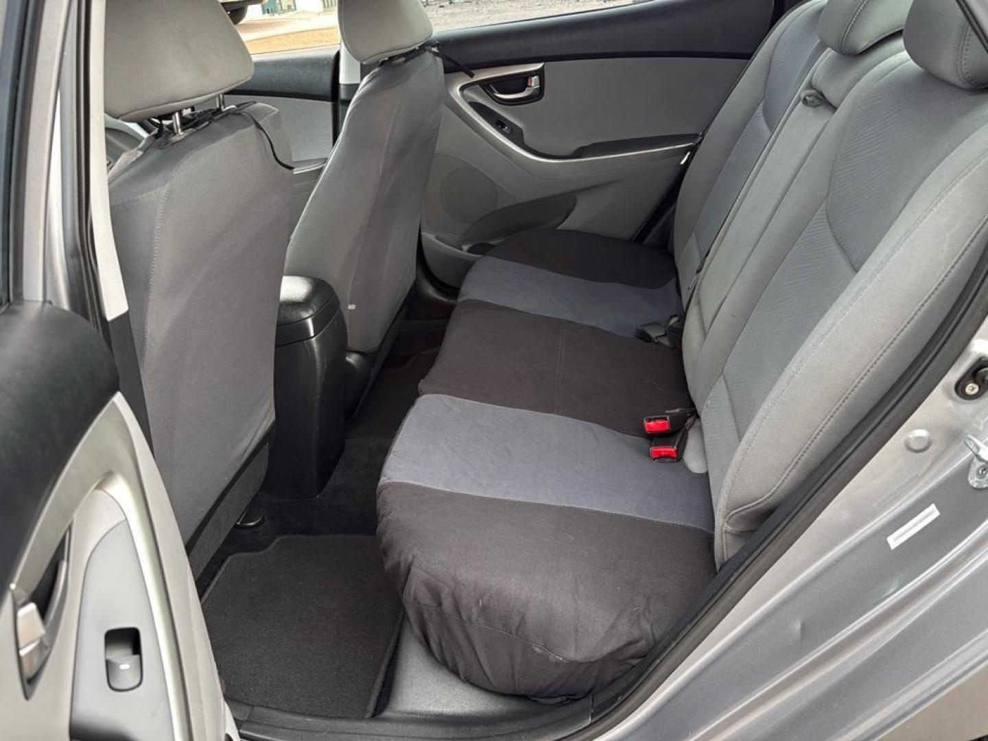 2012 GRAY Hyundai Elantra LIMITED (KMHDH4AE0CU) with an 4 Cyl, 1.8L engine, Automatic transmission, located at 10890 W. Colfax Ave., Lakewood, CO, 80215, (303) 274-7692, 39.739914, -105.120132 - Photo#12