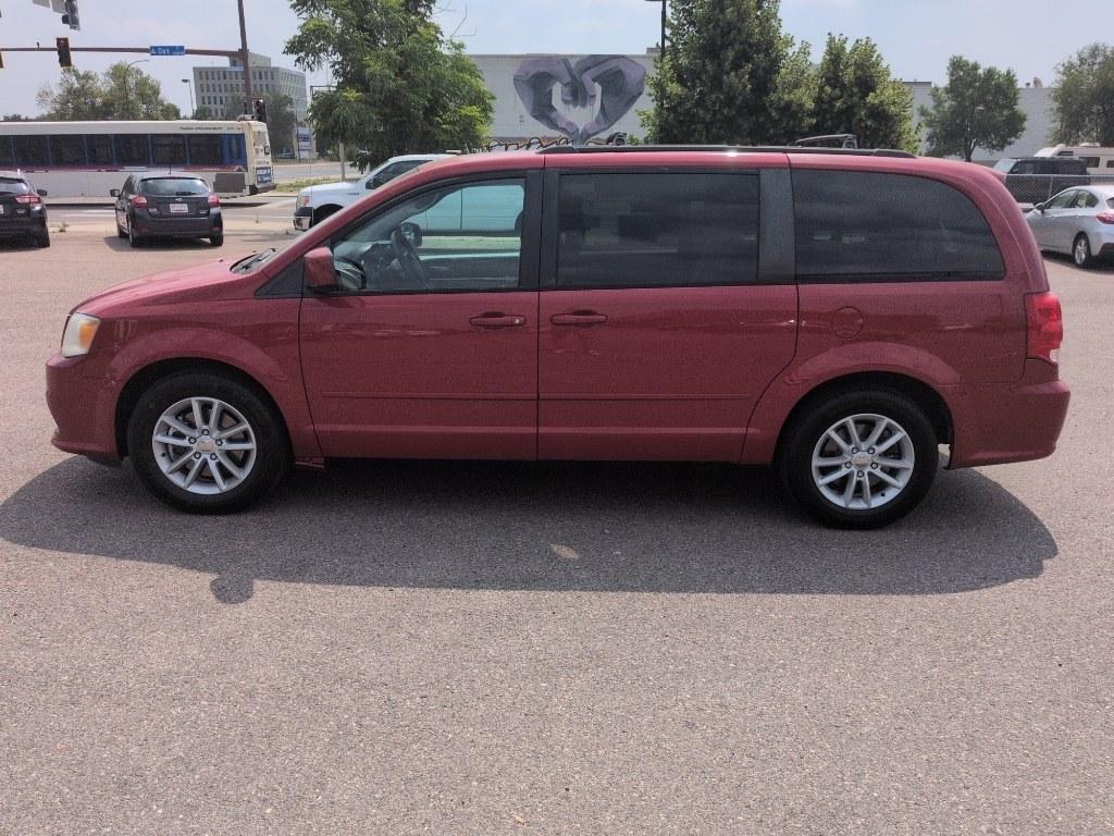2014 RED Dodge Grand Caravan SXT (2C4RDGCG8ER) with an V6, 3.6L engine, Automatic transmission, located at 10890 W. Colfax Ave., Lakewood, CO, 80215, (303) 274-7692, 39.739914, -105.120132- Photo#7