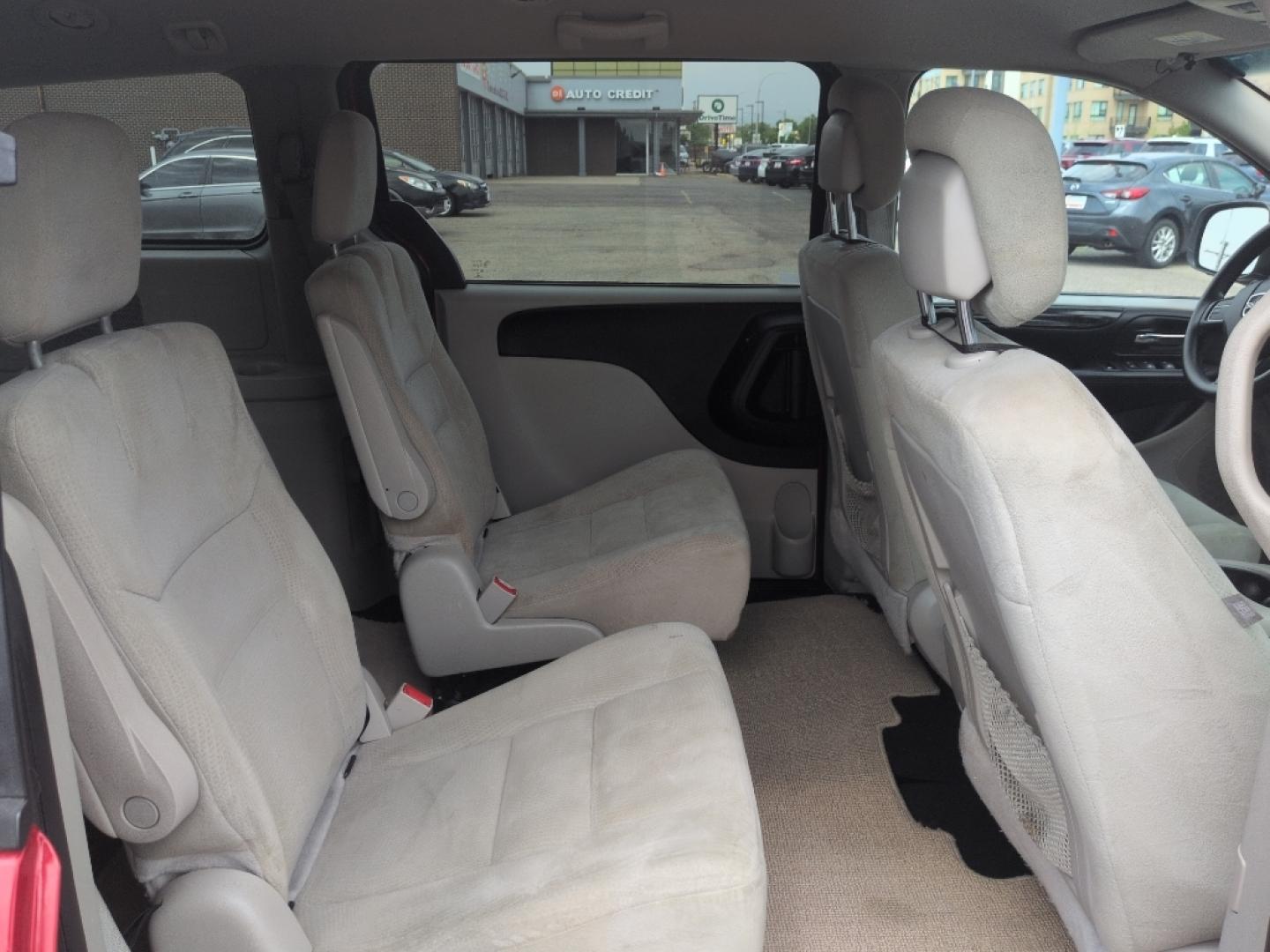 2014 RED Dodge Grand Caravan SXT (2C4RDGCG8ER) with an V6, 3.6L engine, Automatic transmission, located at 10890 W. Colfax Ave., Lakewood, CO, 80215, (303) 274-7692, 39.739914, -105.120132- Photo#17