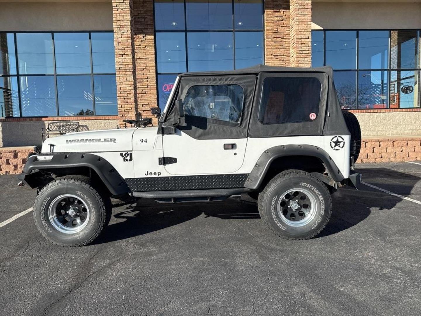 1994 White /Black Jeep Wrangler S (1J4FY19P2RP) with an 2.5L I4 8V engine, Automatic transmission, located at 10890 W. Colfax Ave., Lakewood, CO, 80215, (303) 274-7692, 39.739914, -105.120132 - 1994 Jeep Wrangler 4WD that someone spent a lot of time and money rebuilding so you dont need to! Rebuilt from the ground up and runs great. Lots of extras goodies and ready for any sort of adventure. <br><br>D1 Auto NEVER charges dealer fees! All cars have clean titles and have been inspected for m - Photo#6