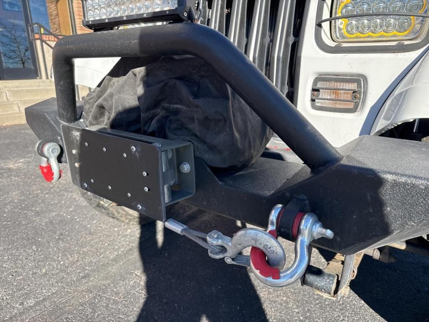 1994 White /Black Jeep Wrangler S (1J4FY19P2RP) with an 2.5L I4 8V engine, Automatic transmission, located at 10890 W. Colfax Ave., Lakewood, CO, 80215, (303) 274-7692, 39.739914, -105.120132 - 1994 Jeep Wrangler 4WD that someone spent a lot of time and money rebuilding so you dont need to! Rebuilt from the ground up and runs great. Lots of extras goodies and ready for any sort of adventure. <br><br>D1 Auto NEVER charges dealer fees! All cars have clean titles and have been inspected for m - Photo#8