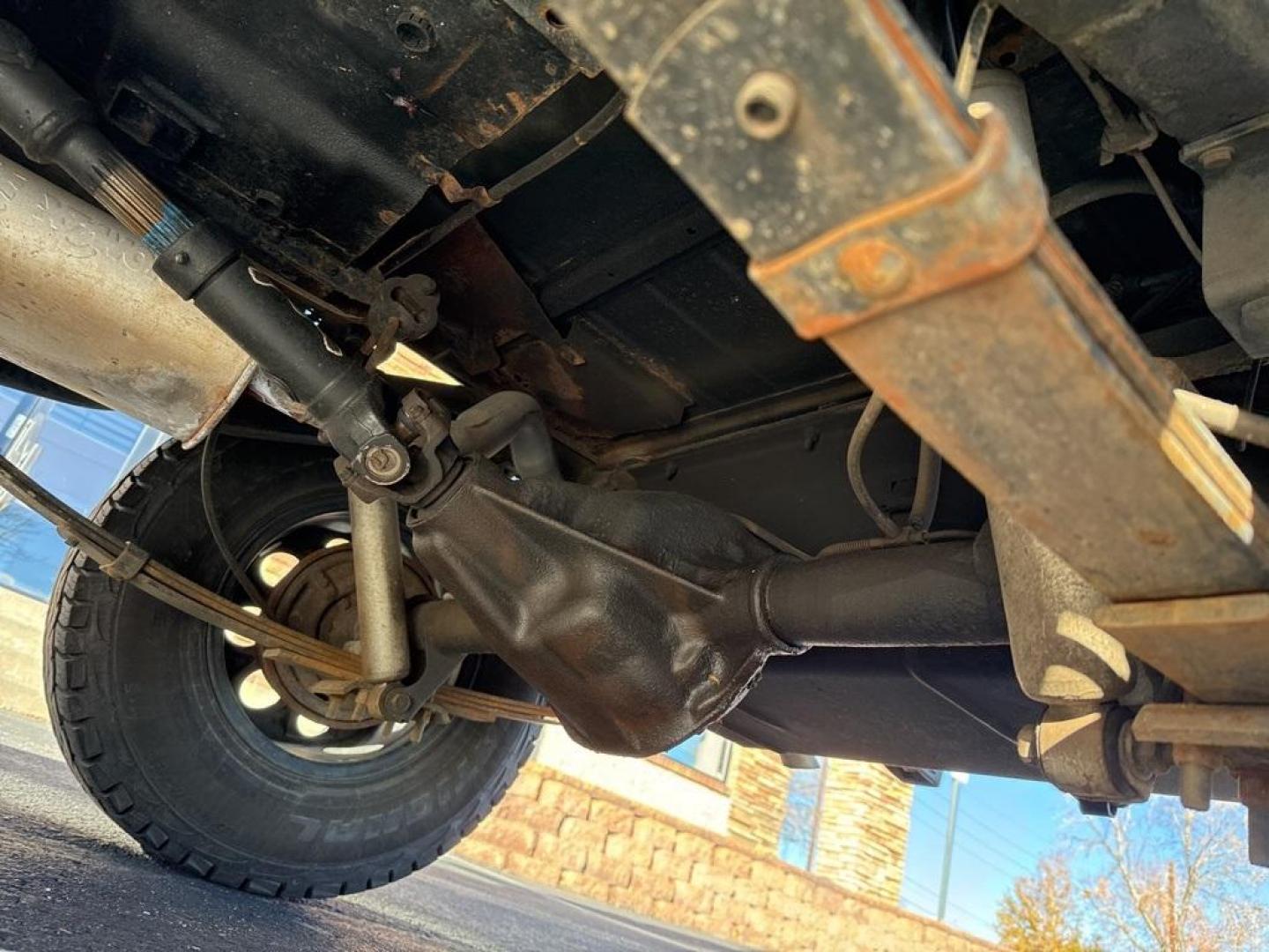 1994 White /Black Jeep Wrangler S (1J4FY19P2RP) with an 2.5L I4 8V engine, Automatic transmission, located at 10890 W. Colfax Ave., Lakewood, CO, 80215, (303) 274-7692, 39.739914, -105.120132 - 1994 Jeep Wrangler 4WD that someone spent a lot of time and money rebuilding so you dont need to! Rebuilt from the ground up and runs great. Lots of extras goodies and ready for any sort of adventure. <br><br>D1 Auto NEVER charges dealer fees! All cars have clean titles and have been inspected for m - Photo#24