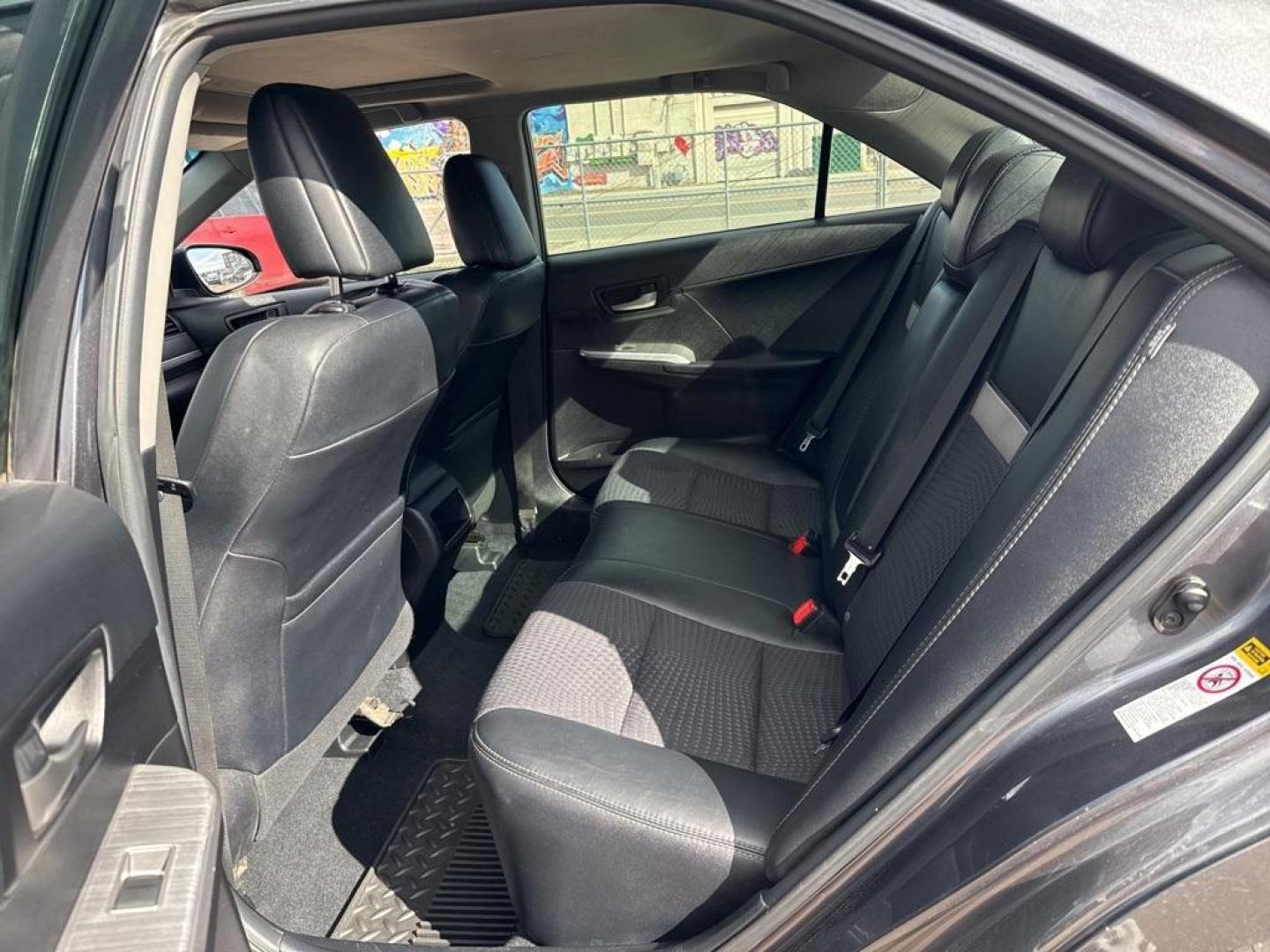 2012 GRAY Toyota Camry SE (4T1BF1FK6CU) with an 4 Cyl, 2.5L engine, Automatic transmission, located at 10890 W. Colfax Ave., Lakewood, CO, 80215, (303) 274-7692, 39.739914, -105.120132 - Discover the reliability and comfort of the 2012 Toyota Camry SE, a vehicle that seamlessly blends performance with practicality. This model features a robust 4-cylinder, 2.5L engine that delivers a smooth and efficient driving experience, perfectly suited for both city commutes and long highway jou - Photo#26