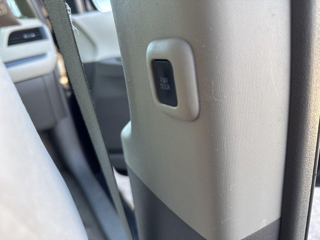 2012 BLACK Toyota Sienna LE FWD 8-PASSENGER V (5TDKK3DC0CS) with an V6, 3.5L engine, Automatic transmission, located at 10890 W. Colfax Ave., Lakewood, CO, 80215, (303) 274-7692, 39.739914, -105.120132 - Discover the perfect blend of comfort, versatility, and reliability with this 2012 Toyota Sienna LE FWD 8-Passenger Van. Designed to accommodate the needs of families and adventurers alike, this vehicle offers ample space without compromising on performance. <br><br>Under the hood, you'll find a rob - Photo#13