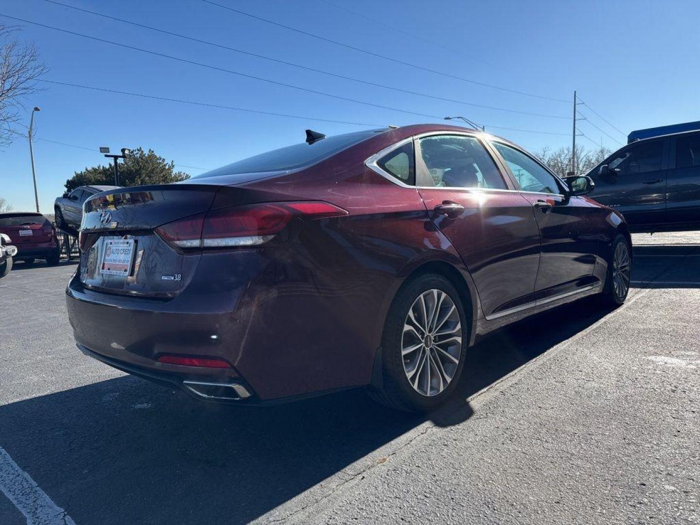 2015 RED Hyundai Genesis Base (KMHGN4JEXFU) with an V6, 3.8L engine, Automatic transmission, located at 10890 W. Colfax Ave., Lakewood, CO, 80215, (303) 274-7692, 39.739914, -105.120132 - Discover the blend of luxury and performance with this 2015 Hyundai Genesis Base, a distinguished choice for discerning drivers. This exceptional vehicle is powered by a robust V6, 3.8L engine, delivering a smooth and responsive driving experience with its Rear-Wheel Drive (RWD) configuration. The H - Photo#4