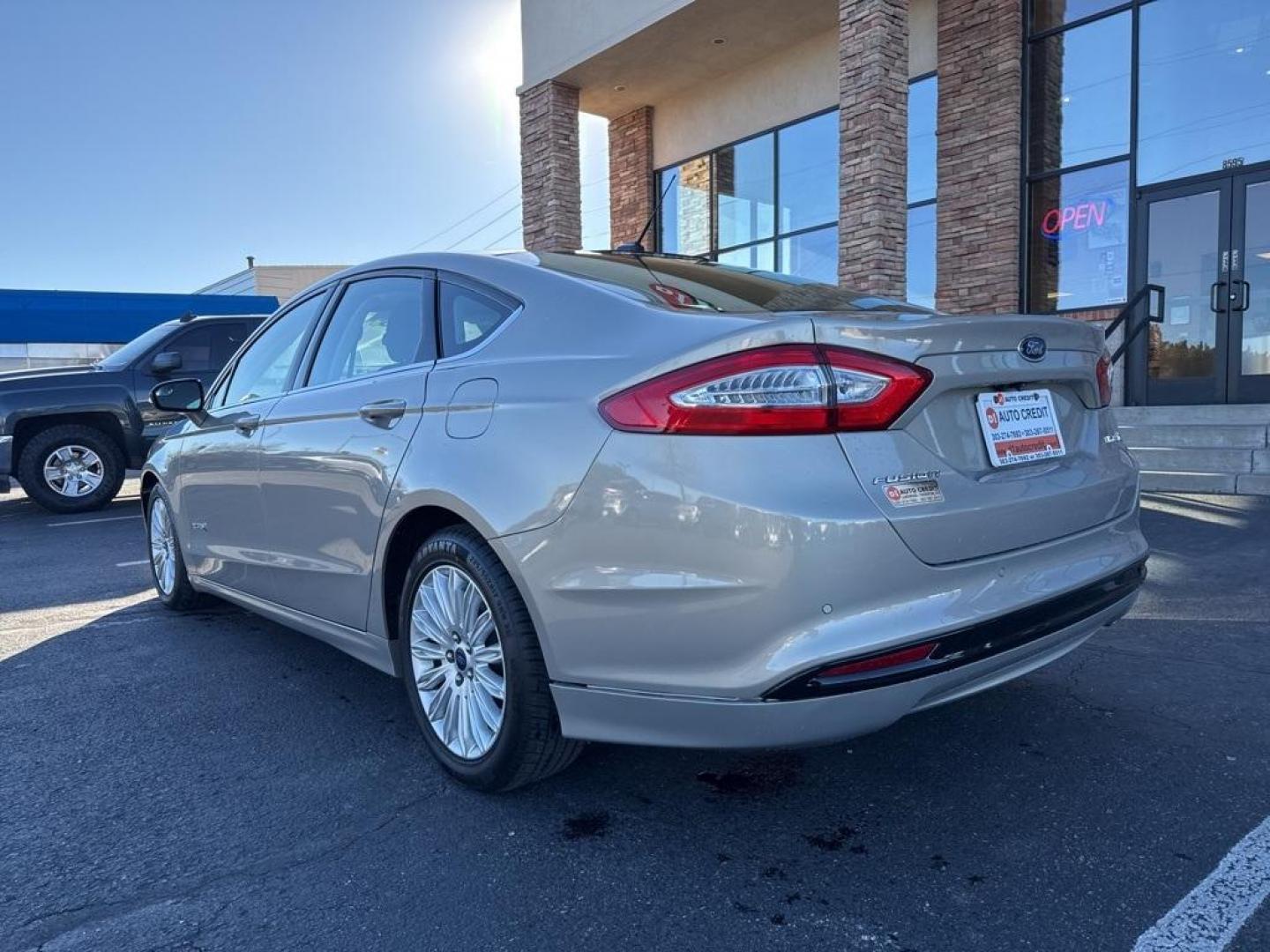 2015 BEIGE Ford Fusion Hybrid SE Hybrid (3FA6P0LU4FR) with an 4 Cyl, 2.0L engine, Automatic transmission, located at 10890 W. Colfax Ave., Lakewood, CO, 80215, (303) 274-7692, 39.739914, -105.120132 - Photo#30