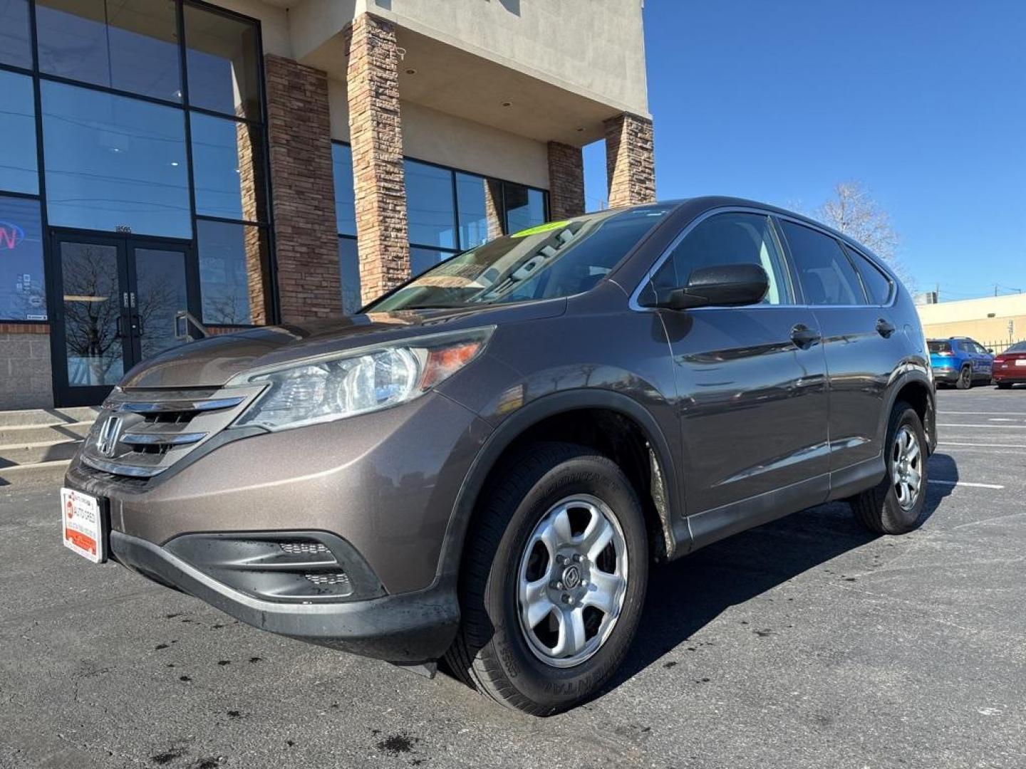 2014 Gray /Black Honda CR-V LX (2HKRM4H3XEH) with an 2.4L I4 DOHC 16V i-VTEC engine, Automatic transmission, located at 10890 W. Colfax Ave., Lakewood, CO, 80215, (303) 274-7692, 39.739914, -105.120132 - 2014 Honda CR-V CARFAX One-Owner. AWD AWD.<br><br>D1 Auto NEVER charges dealer fees! All cars have clean titles and have been inspected for mechanical issues. We have financing for everyone. Good credit, bad credit, first time buyers.<br>Clean CARFAX.<br>Please call Lakewood Location 303-274-7692 or - Photo#0