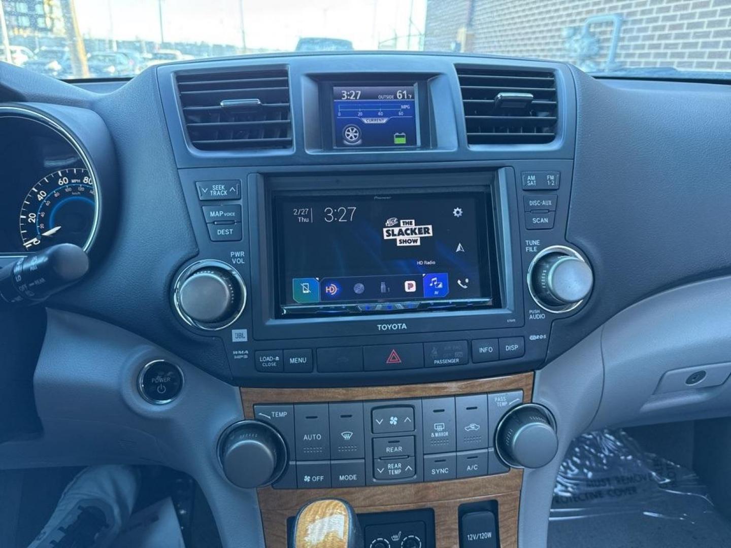 2008 Classic Silver Metallic /Ash Toyota Highlander Hybrid Limited (JTEEW44A382) with an 3.3L V6 MPI DOHC engine, CVT transmission, located at 10890 W. Colfax Ave., Lakewood, CO, 80215, (303) 274-7692, 39.739914, -105.120132 - 2008 Toyota Highlander Hybrid AWD 3.3L V6 MPI DOHC.<br><br>D1 Auto NEVER charges dealer fees! All cars have clean titles and have been inspected for mechanical issues. We have financing for everyone. Good credit, bad credit, first time buyers.<br>Clean CARFAX.<br>Please call Lakewood Location 303-27 - Photo#25
