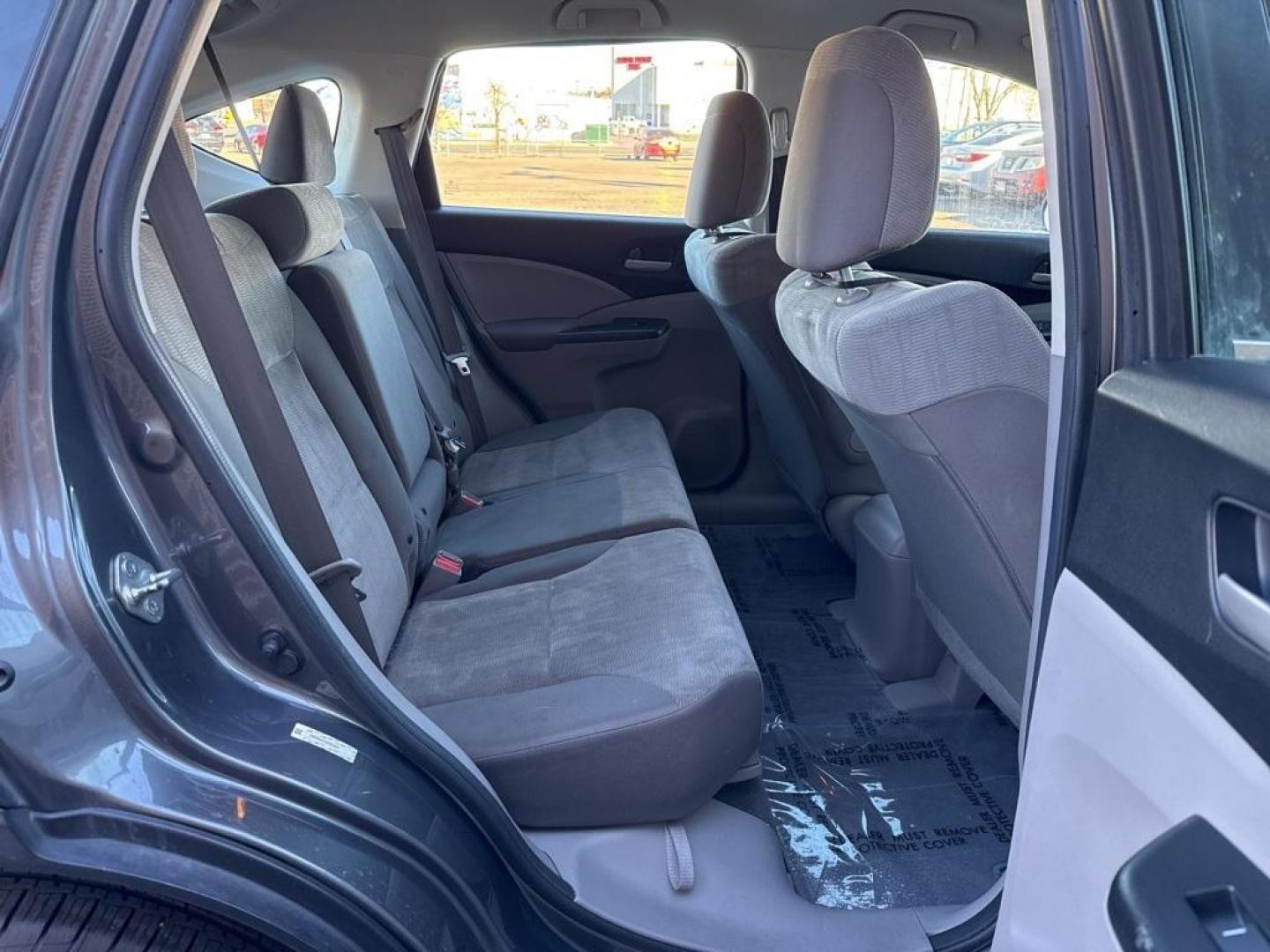 2013 Gray /Gray Honda CR-V LX (2HKRM4H33DH) with an 2.4L I4 DOHC 16V i-VTEC engine, Automatic transmission, located at 10890 W. Colfax Ave., Lakewood, CO, 80215, (303) 274-7692, 39.739914, -105.120132 - 2013 Honda CR-V AWD AWD.<br><br>D1 Auto NEVER charges dealer fees! All cars have clean titles and have been inspected for mechanical issues. We have financing for everyone. Good credit, bad credit, first time buyers.<br><br>Please call Lakewood Location 303-274-7692 or Thornton 303-287-5511 to sched - Photo#9