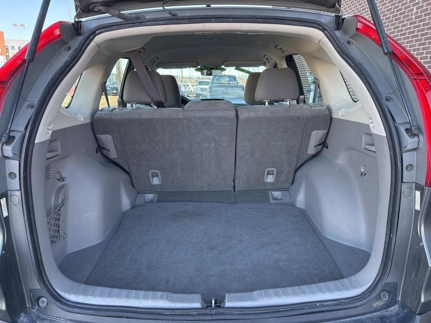 2013 Gray /Gray Honda CR-V LX (2HKRM4H33DH) with an 2.4L I4 DOHC 16V i-VTEC engine, Automatic transmission, located at 10890 W. Colfax Ave., Lakewood, CO, 80215, (303) 274-7692, 39.739914, -105.120132 - 2013 Honda CR-V AWD AWD.<br><br>D1 Auto NEVER charges dealer fees! All cars have clean titles and have been inspected for mechanical issues. We have financing for everyone. Good credit, bad credit, first time buyers.<br><br>Please call Lakewood Location 303-274-7692 or Thornton 303-287-5511 to sched - Photo#10