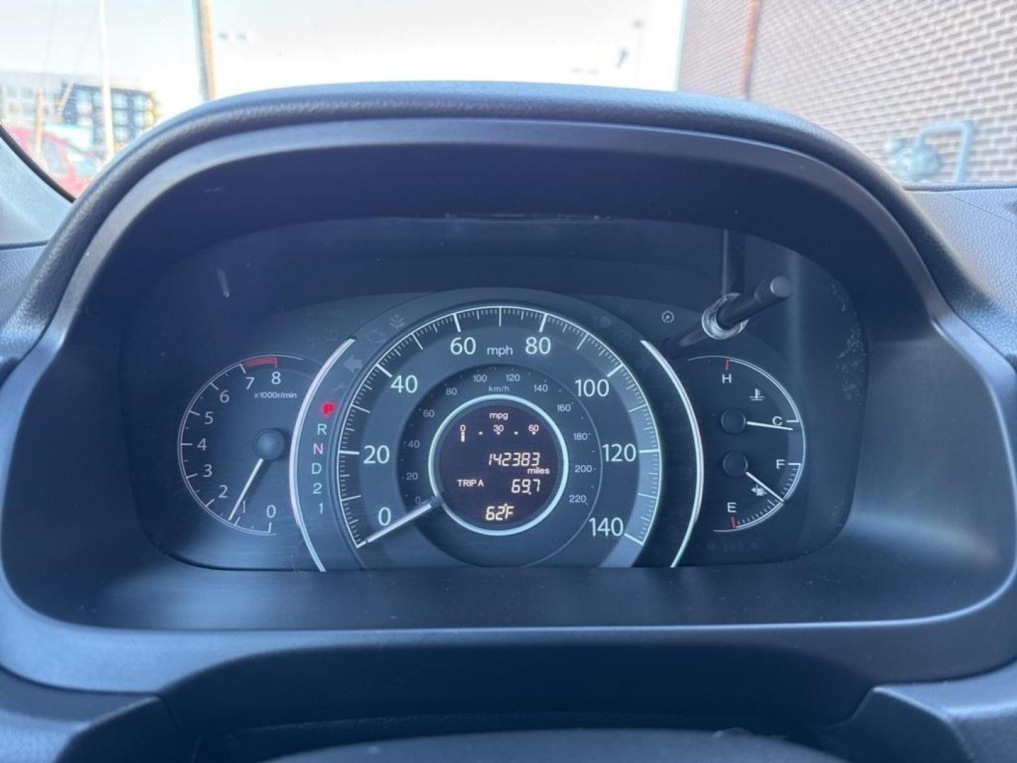 2013 Gray /Gray Honda CR-V LX (2HKRM4H33DH) with an 2.4L I4 DOHC 16V i-VTEC engine, Automatic transmission, located at 10890 W. Colfax Ave., Lakewood, CO, 80215, (303) 274-7692, 39.739914, -105.120132 - 2013 Honda CR-V AWD AWD.<br><br>D1 Auto NEVER charges dealer fees! All cars have clean titles and have been inspected for mechanical issues. We have financing for everyone. Good credit, bad credit, first time buyers.<br><br>Please call Lakewood Location 303-274-7692 or Thornton 303-287-5511 to sched - Photo#15
