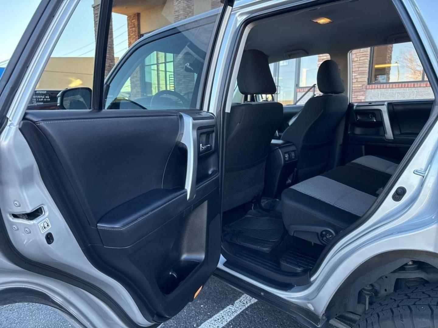 2021 Classic Silver Metallic /Gray Toyota 4Runner SR5 (JTEMU5JR1M5) with an 4.0L V6 SMPI DOHC engine, Automatic transmission, located at 10890 W. Colfax Ave., Lakewood, CO, 80215, (303) 274-7692, 39.739914, -105.120132 - 2021 Toyota 4Runner SR5 4WD With 3rd Row Seating!! No accidents and has a clean title. Well maintained and loaded with, Apple/ Android Carplay, backup camera, 3 rows of seating, power seat and more. <br><br> All Cars Have Clean Titles And Are Serviced Before Sale., Clean Carfax, No Accident, Apple/ - Photo#24