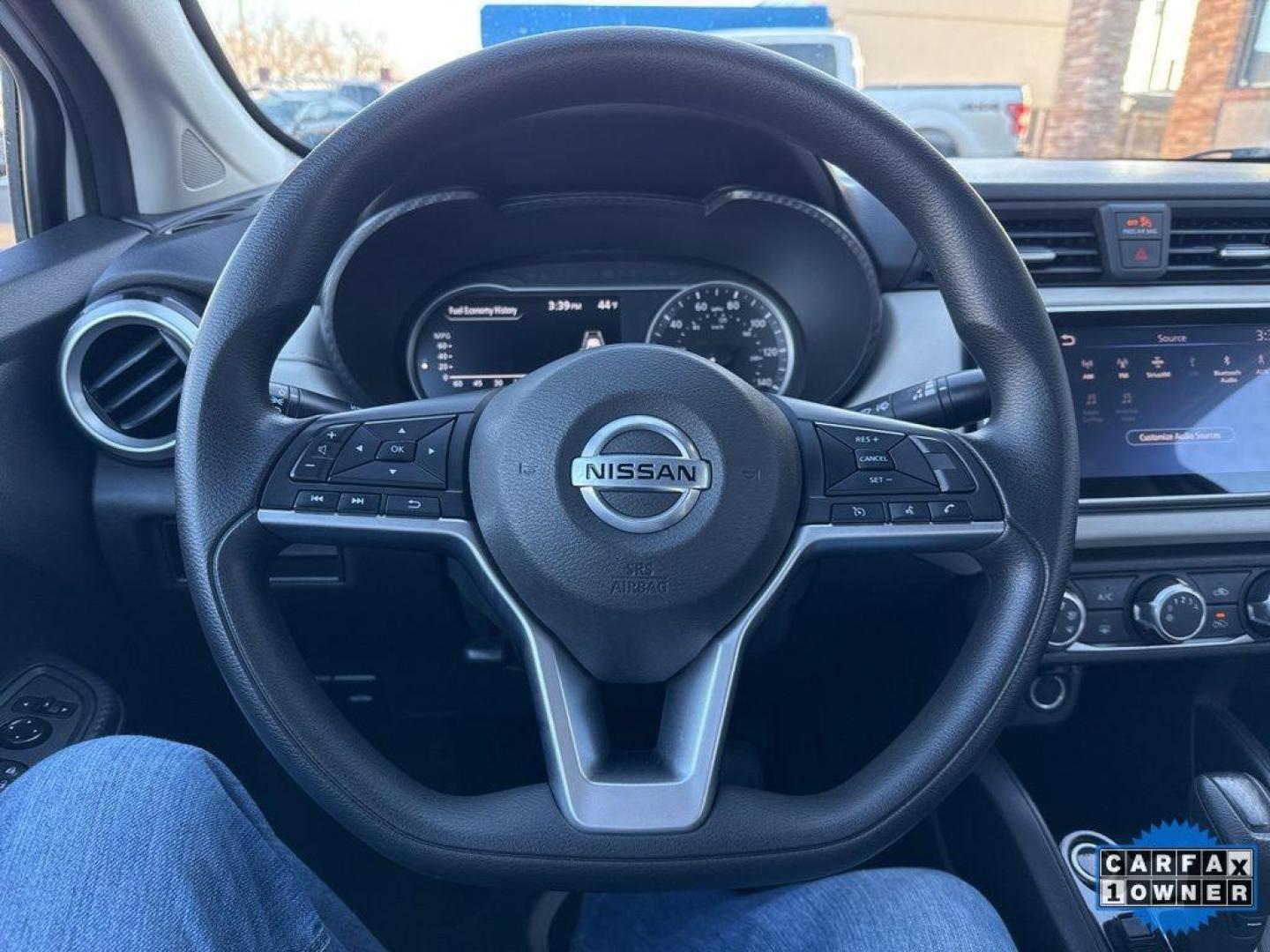 2022 WHITE /ACTUAL Nissan Versa SV (3N1CN8EV9NL) with an 4 Cyl, 1.6L engine, Automatic transmission, located at 10890 W. Colfax Ave., Lakewood, CO, 80215, (303) 274-7692, 39.739914, -105.120132 - Photo#14
