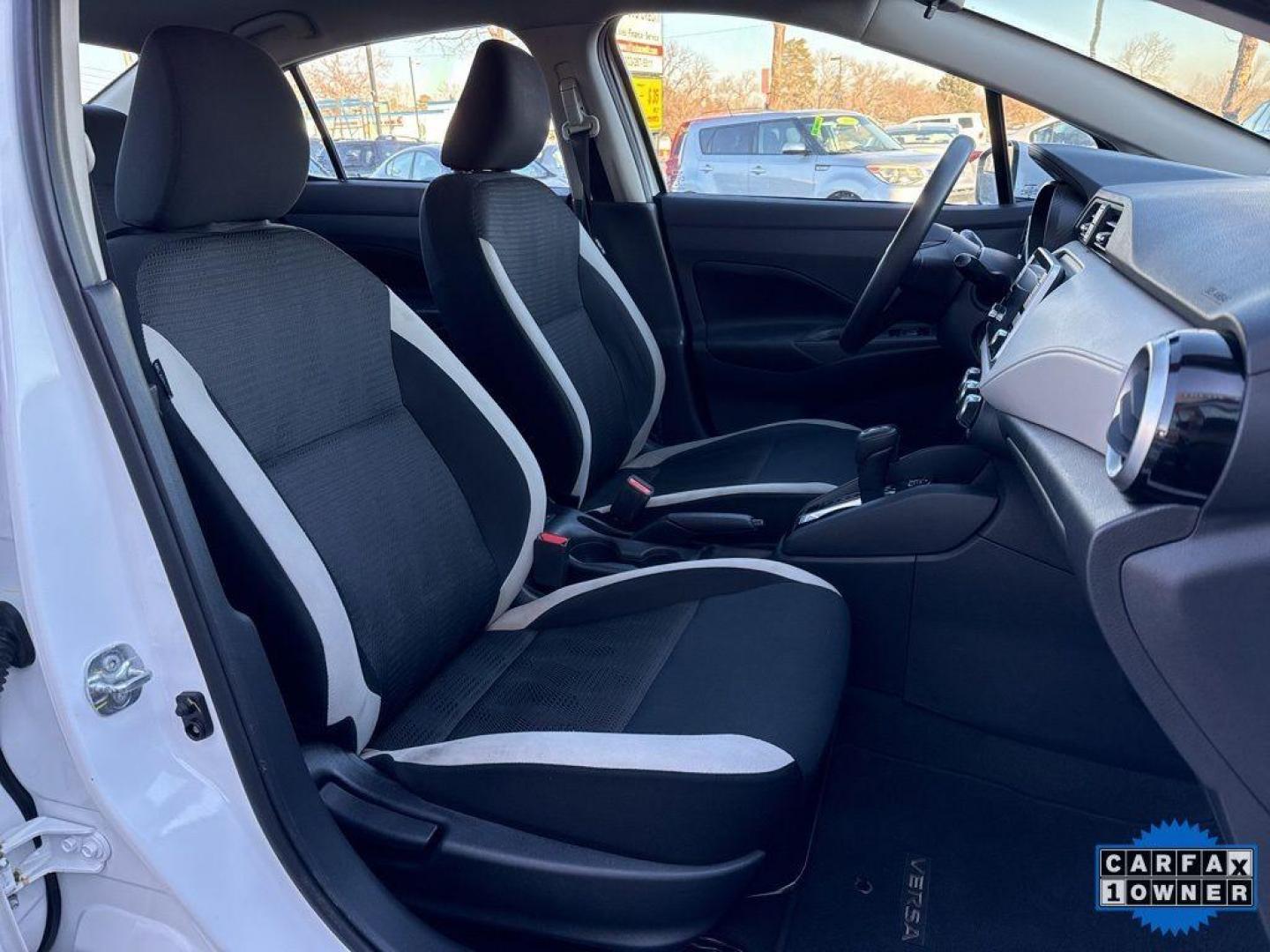 2022 WHITE /ACTUAL Nissan Versa SV (3N1CN8EV9NL) with an 4 Cyl, 1.6L engine, Automatic transmission, located at 10890 W. Colfax Ave., Lakewood, CO, 80215, (303) 274-7692, 39.739914, -105.120132 - Photo#18