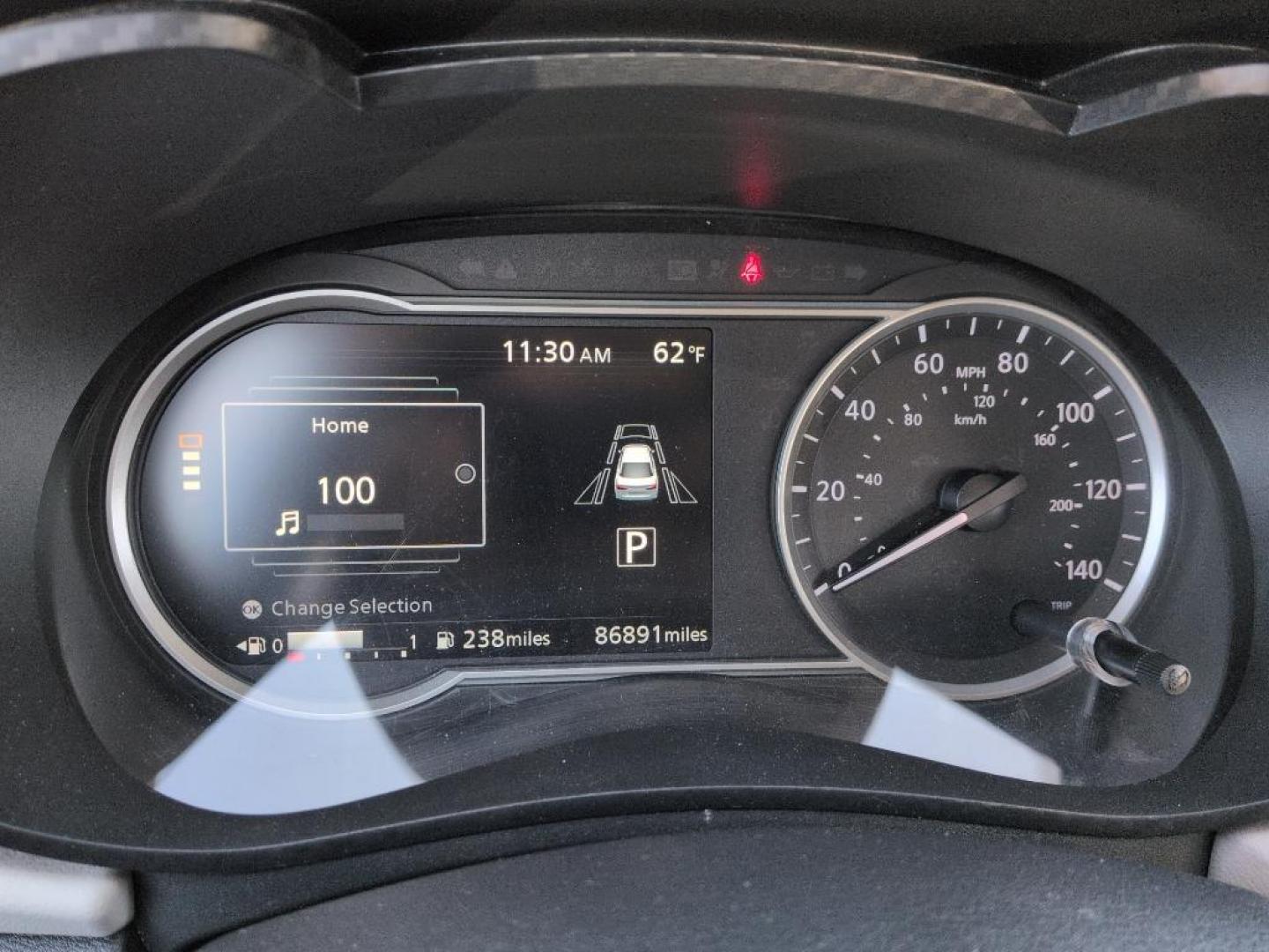 2022 WHITE /ACTUAL Nissan Versa SV (3N1CN8EV9NL) with an 4 Cyl, 1.6L engine, Automatic transmission, located at 10890 W. Colfax Ave., Lakewood, CO, 80215, (303) 274-7692, 39.739914, -105.120132 - Discover the perfect blend of style, efficiency, and reliability with this 2022 Nissan Versa SV. This compact sedan is ideal for those seeking an economical yet comfortable driving experience. Equipped with a 4-cylinder, 1.6L engine and front-wheel drive, this vehicle ensures a smooth, responsive ri - Photo#11