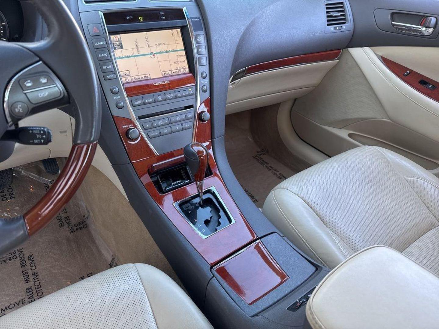 2011 GOLD Lexus ES 350 Base (JTHBK1EG6B2) with an V6, 3.5L engine, Automatic transmission, located at 10890 W. Colfax Ave., Lakewood, CO, 80215, (303) 274-7692, 39.739914, -105.120132 - Photo#9