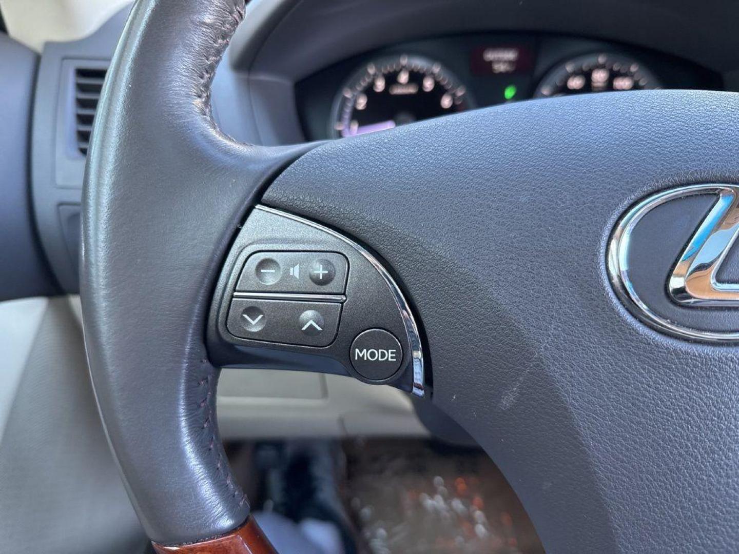2011 GOLD Lexus ES 350 Base (JTHBK1EG6B2) with an V6, 3.5L engine, Automatic transmission, located at 10890 W. Colfax Ave., Lakewood, CO, 80215, (303) 274-7692, 39.739914, -105.120132 - Photo#21